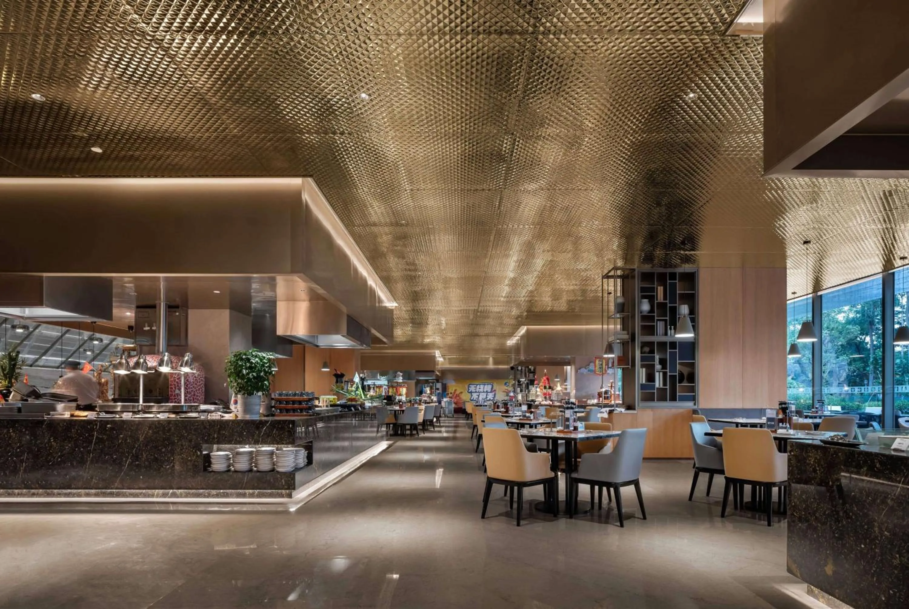 Restaurant/places to eat in Wyndham Grand Zhaoqing Downtown