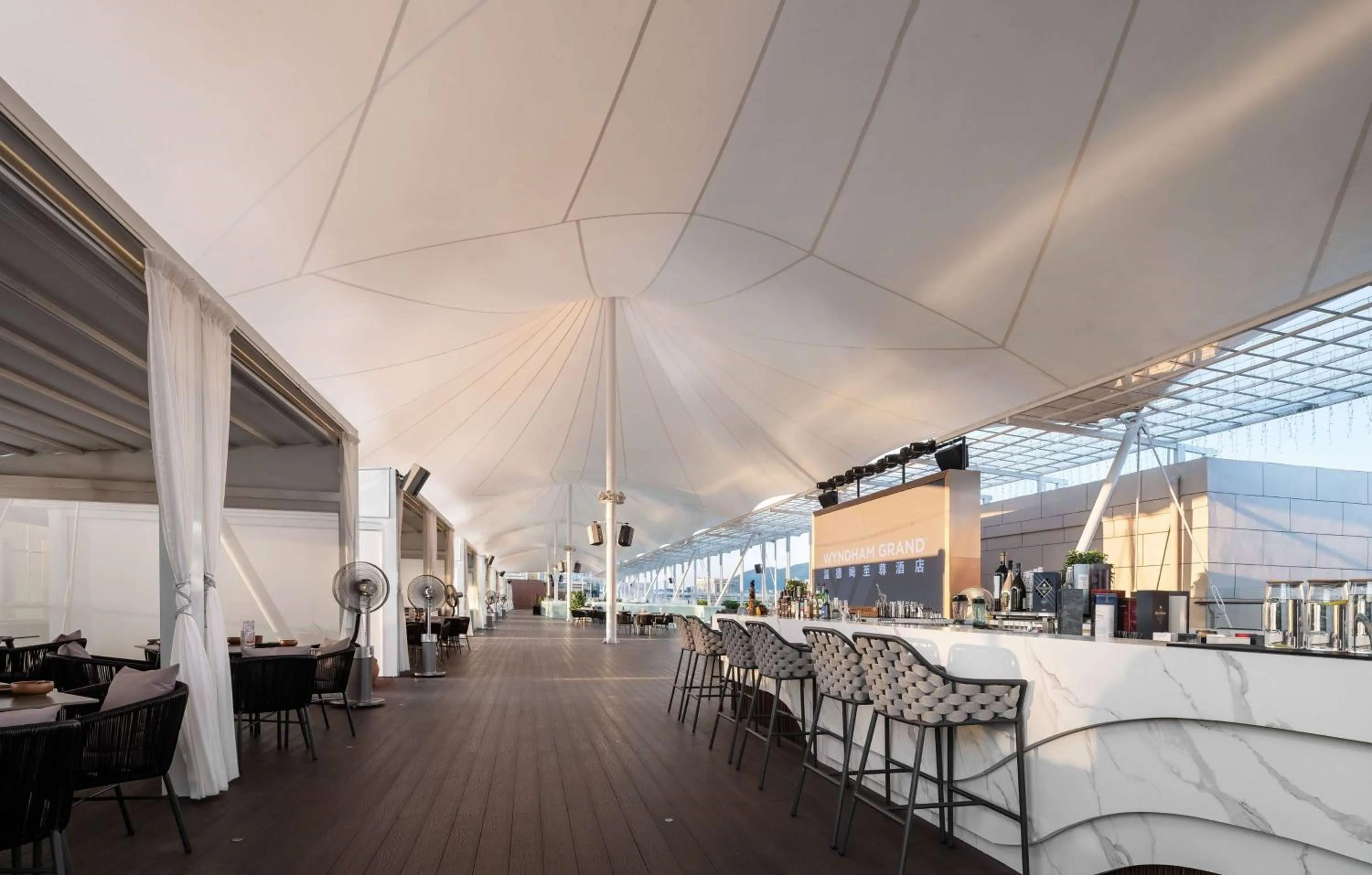 Restaurant/places to eat in Wyndham Grand Zhaoqing Downtown