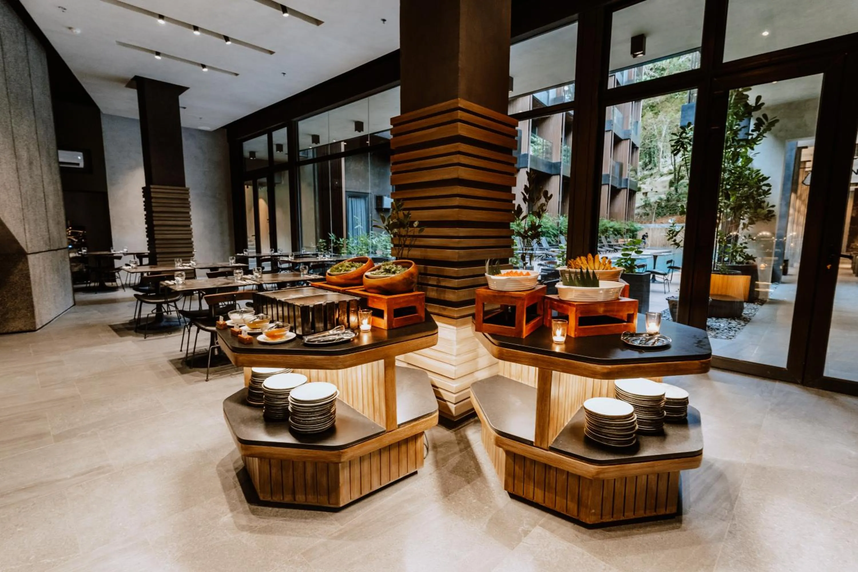 The Funny Lion - El Nido