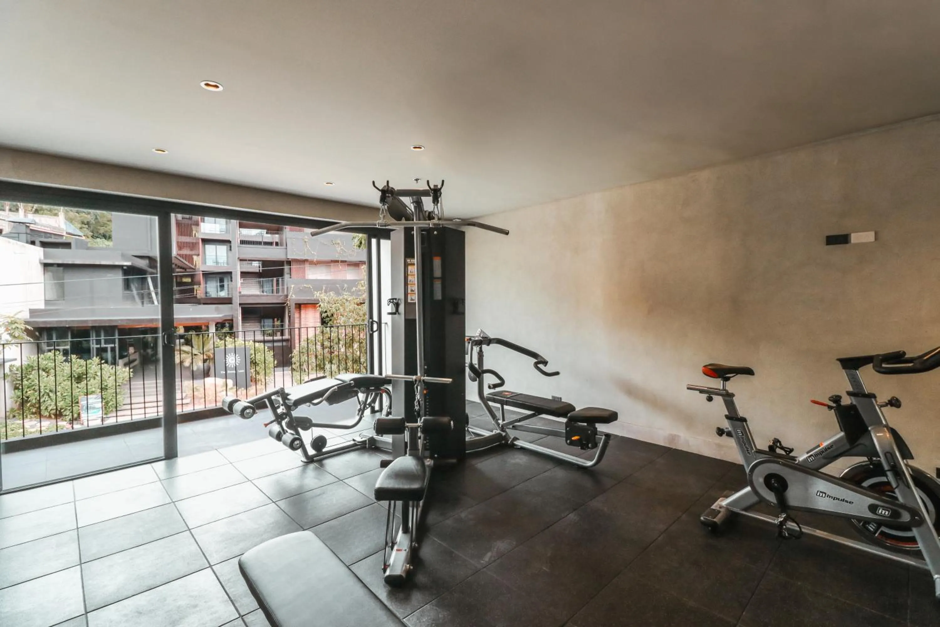 The Funny Lion - El Nido