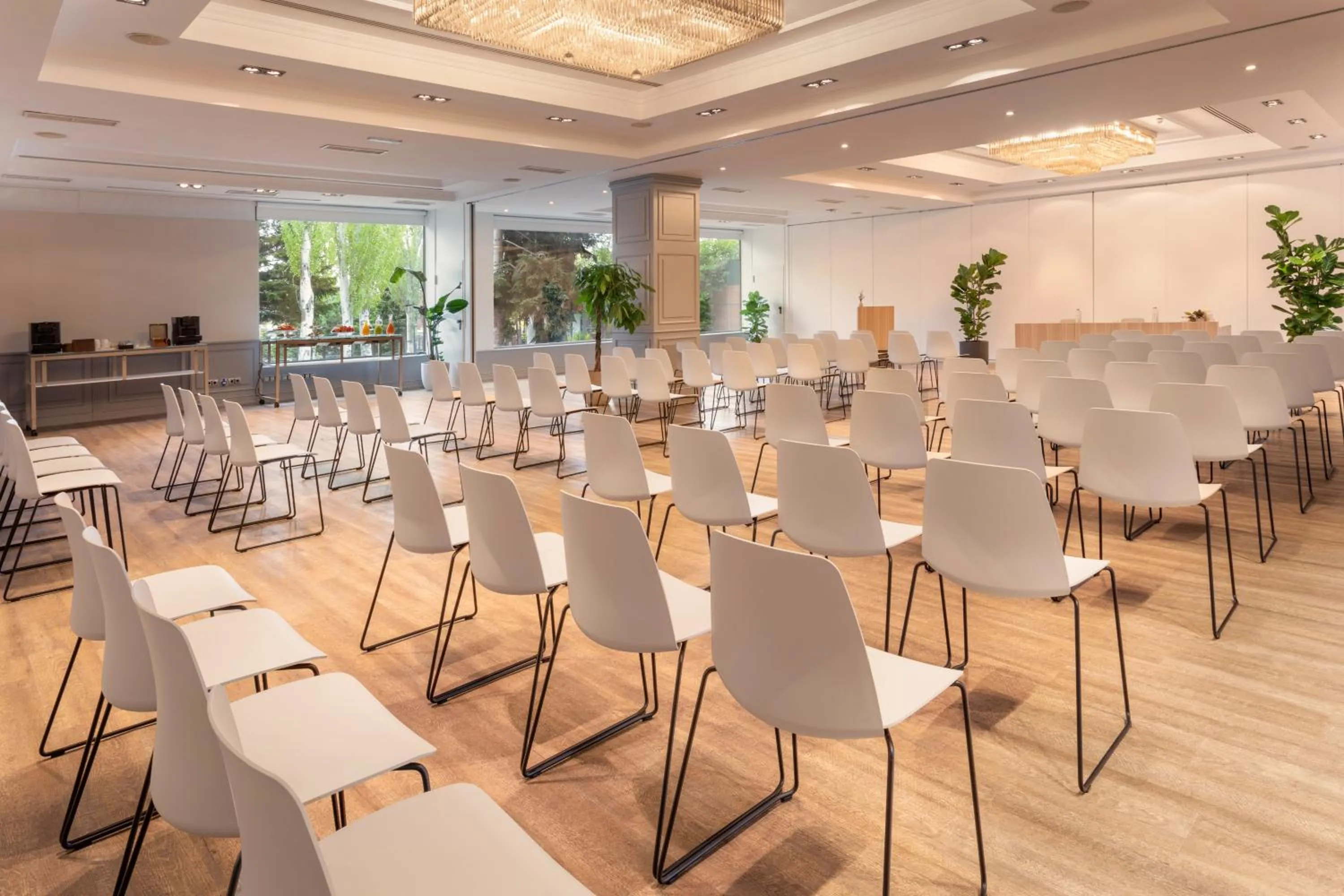 Meeting/conference room in Melia Barajas