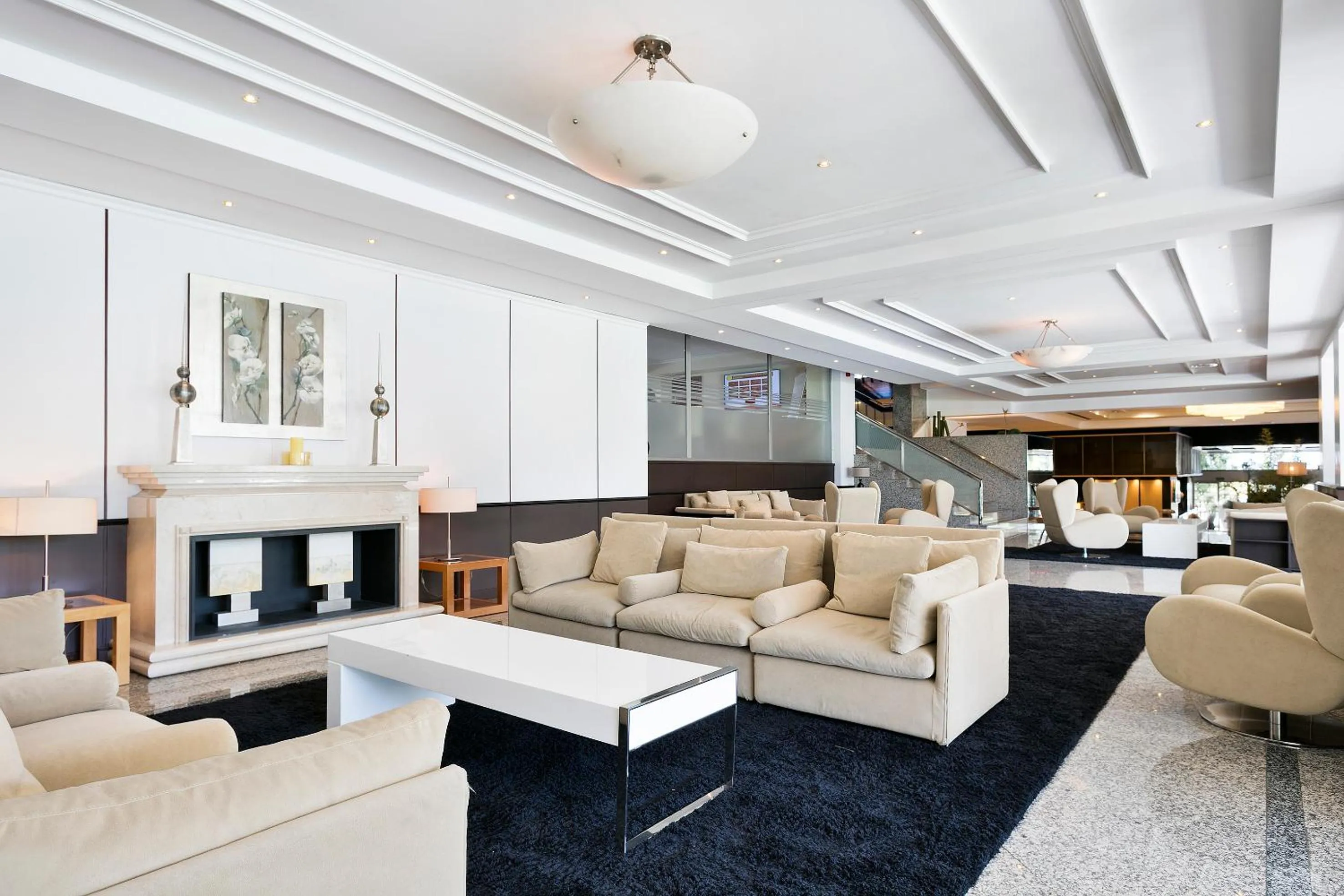 Lobby or reception in Melia Barajas