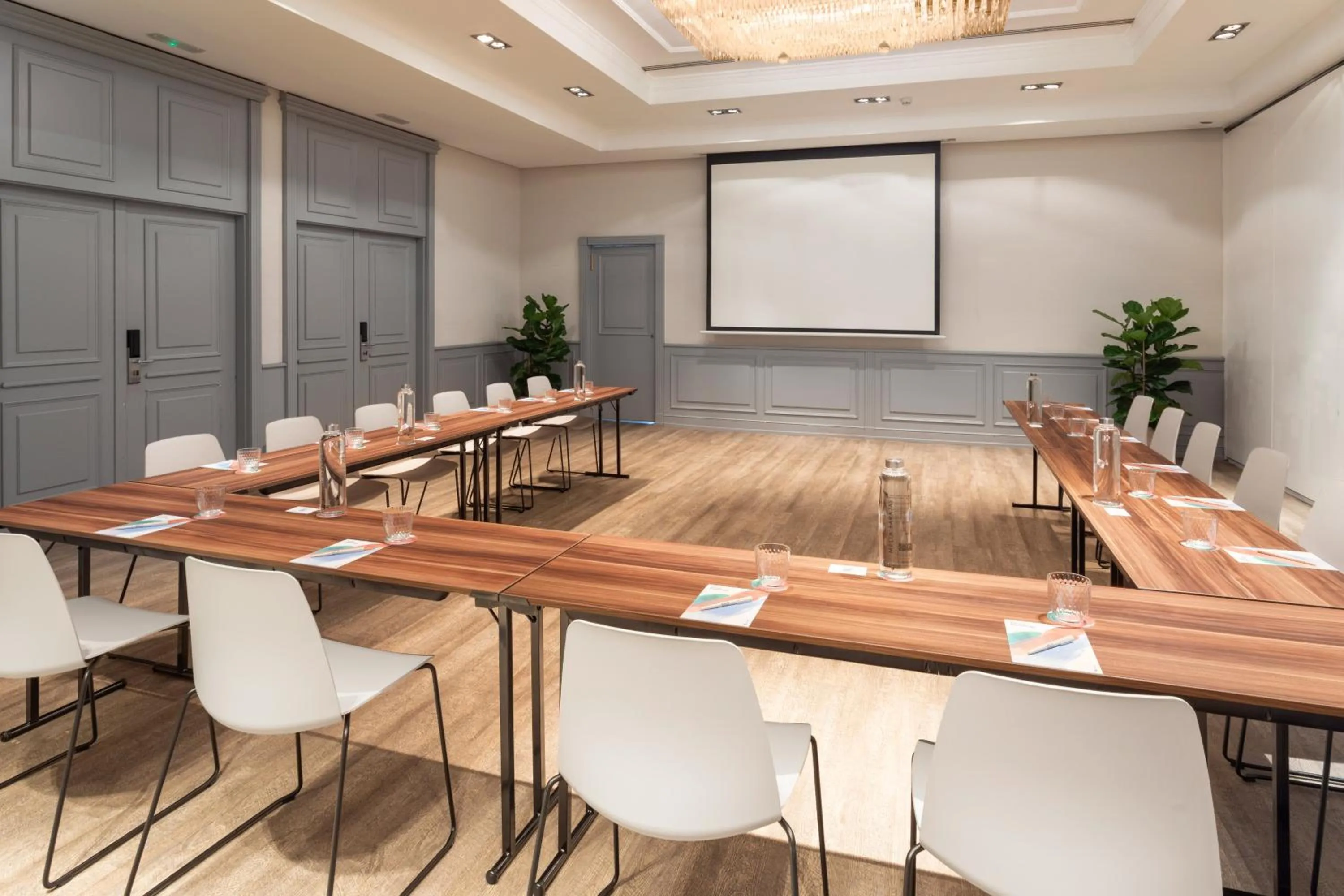 Meeting/conference room in Melia Barajas