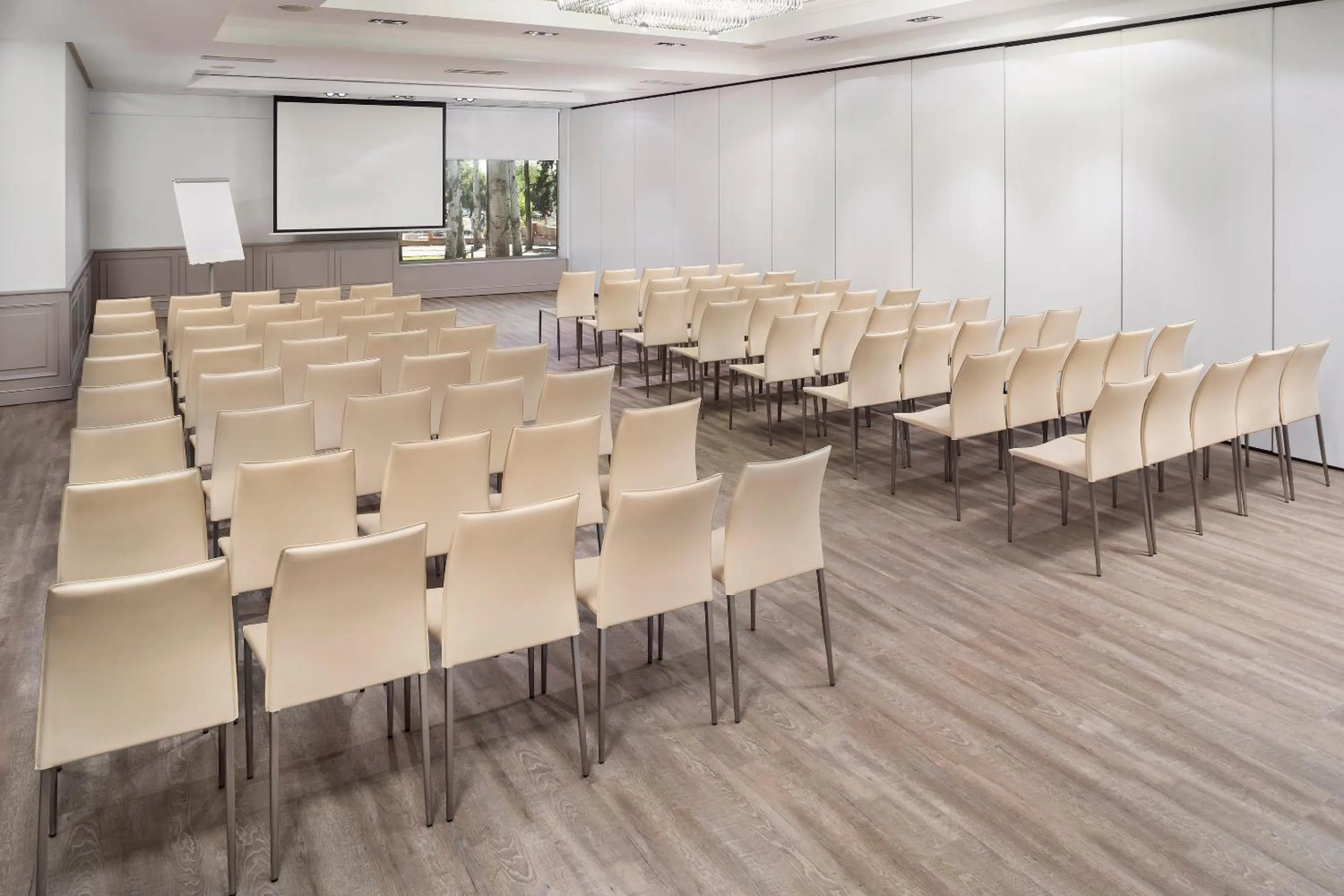 Meeting/conference room in Melia Barajas