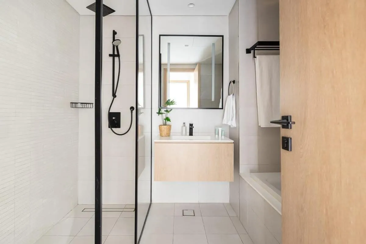 Frank Porter - Marquise Square