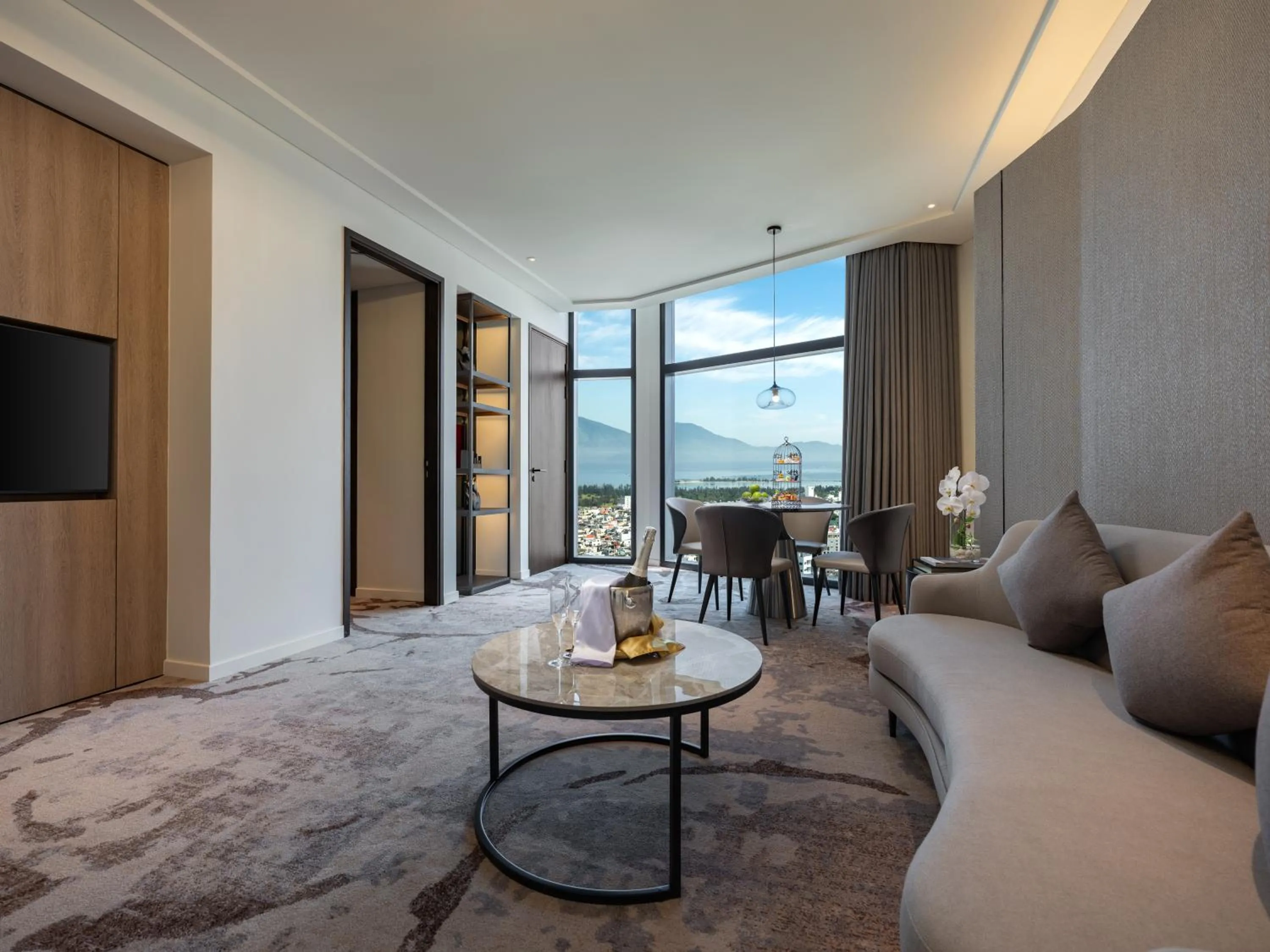 Living room in Crowne Plaza Danang City Centre by IHG