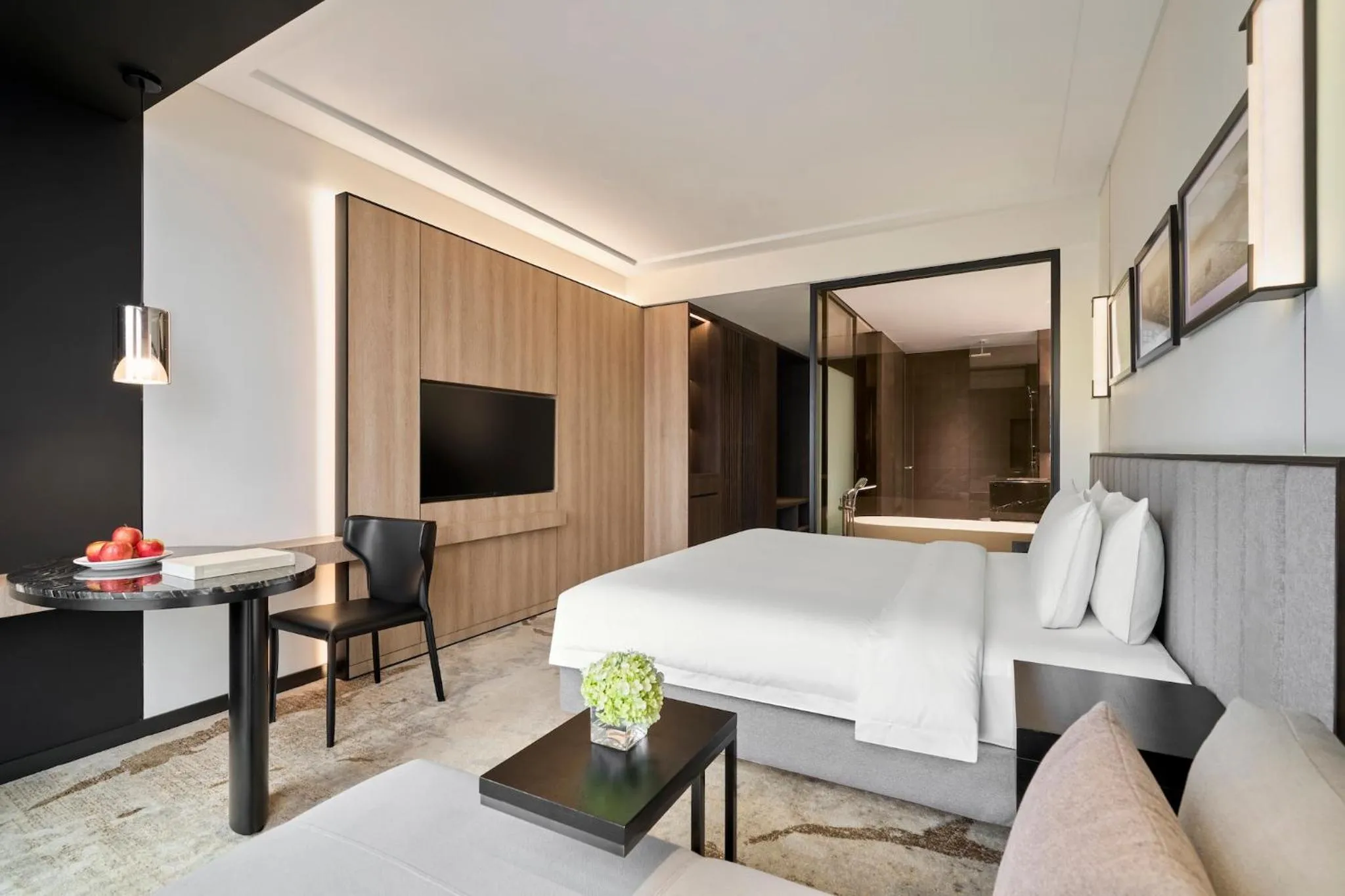 Bed in Crowne Plaza Danang City Centre by IHG
