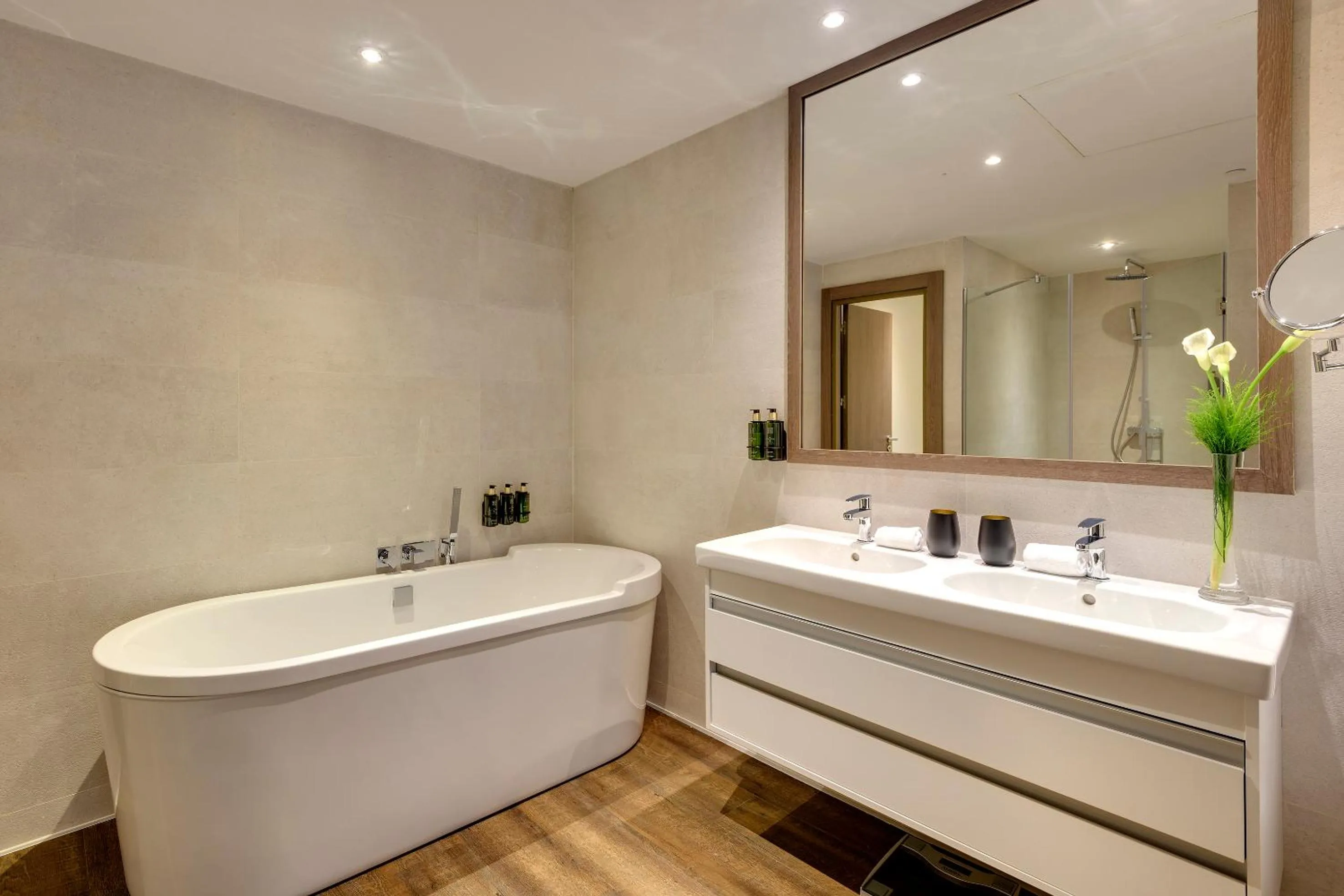 Bathroom in Melia Madrid Serrano