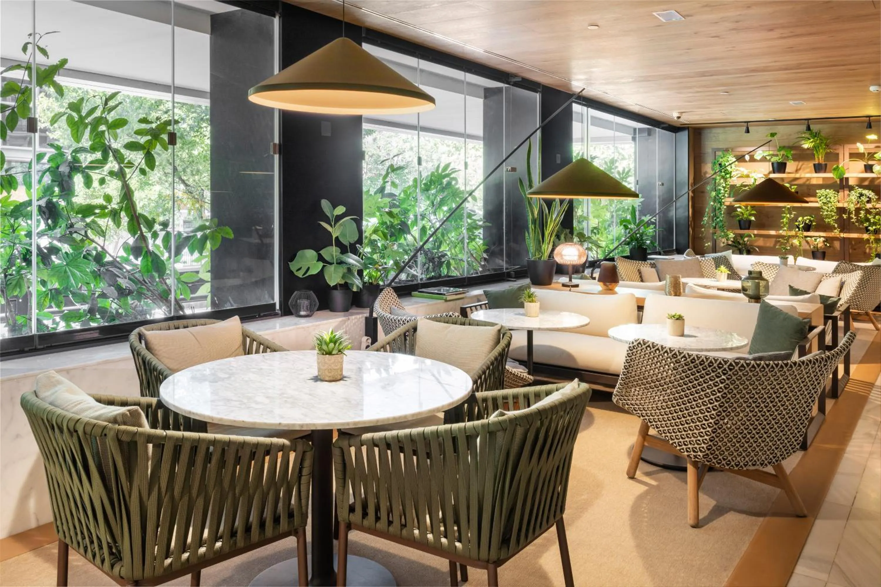 Restaurant/places to eat in Melia Madrid Serrano