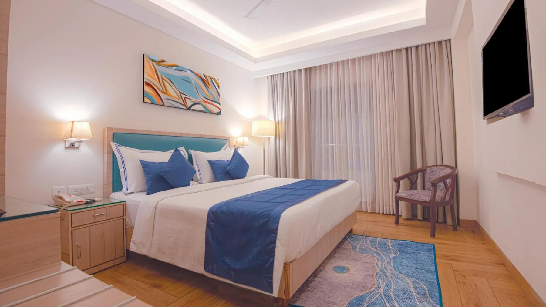 Bed in Le Seasons Resort