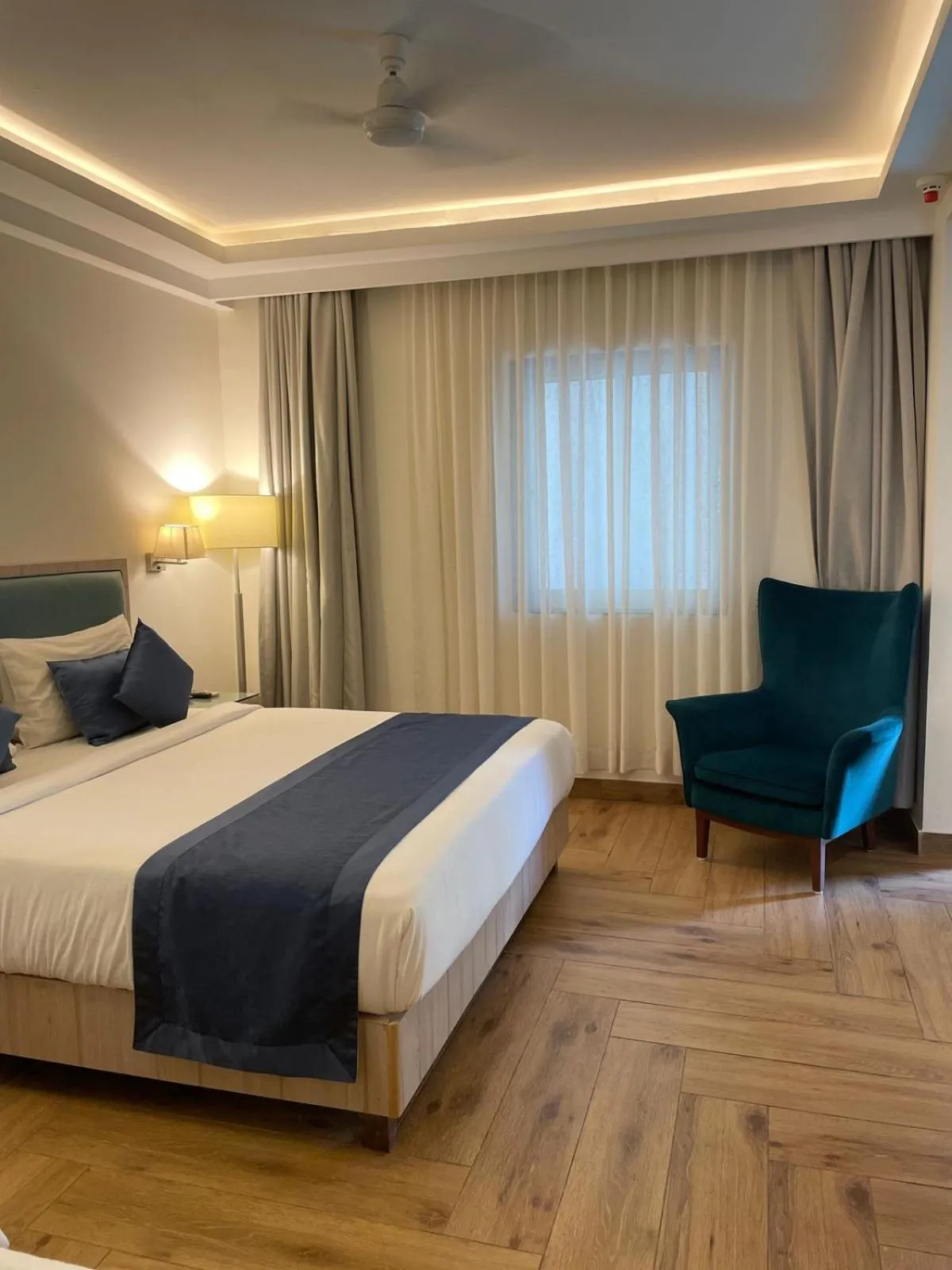 Bed in Le Seasons Resort