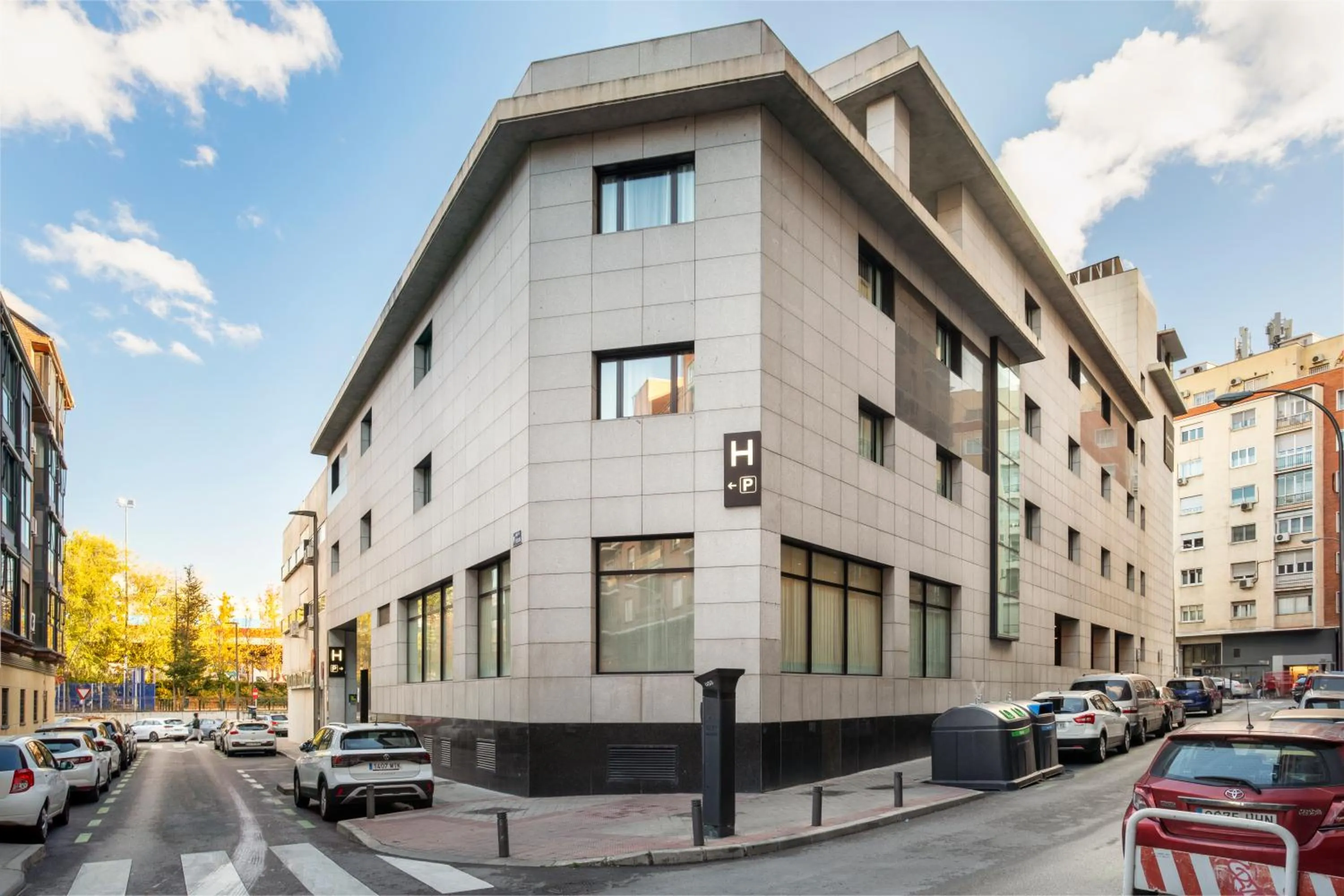 Property building in Catalonia El Retiro