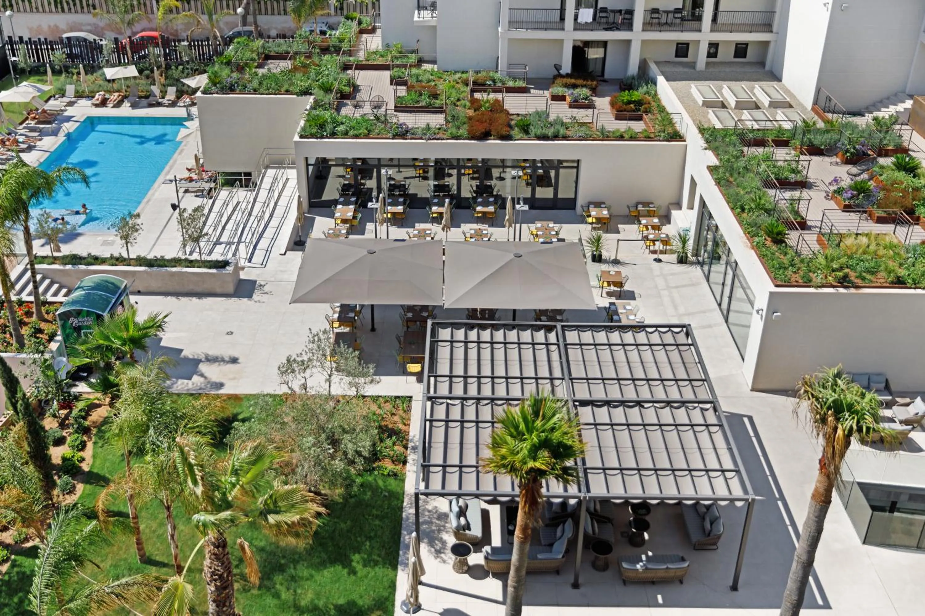 Pool view in Hotel Paradiso Garden