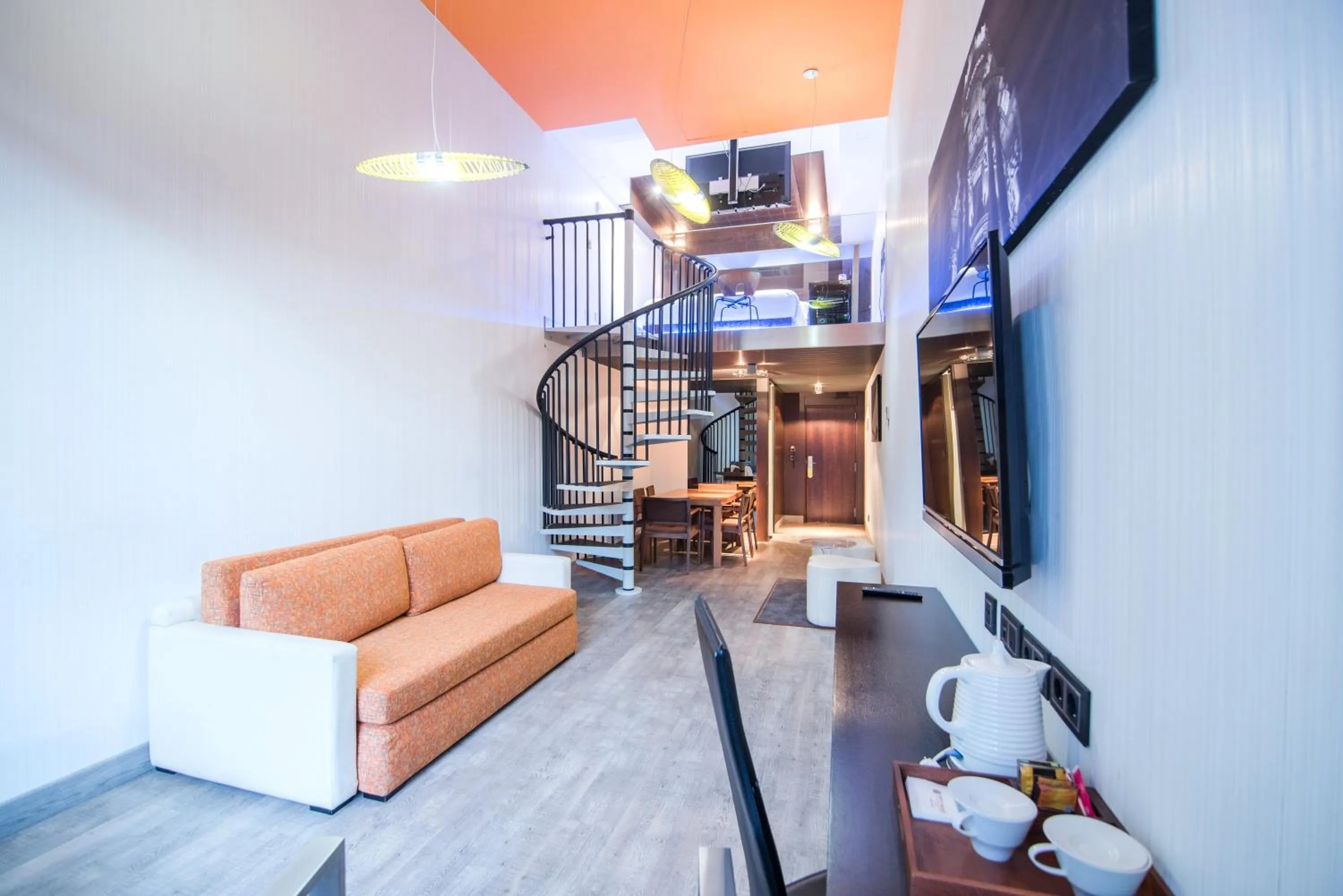 Coffee/tea facilities in Petit Palace President Castellana