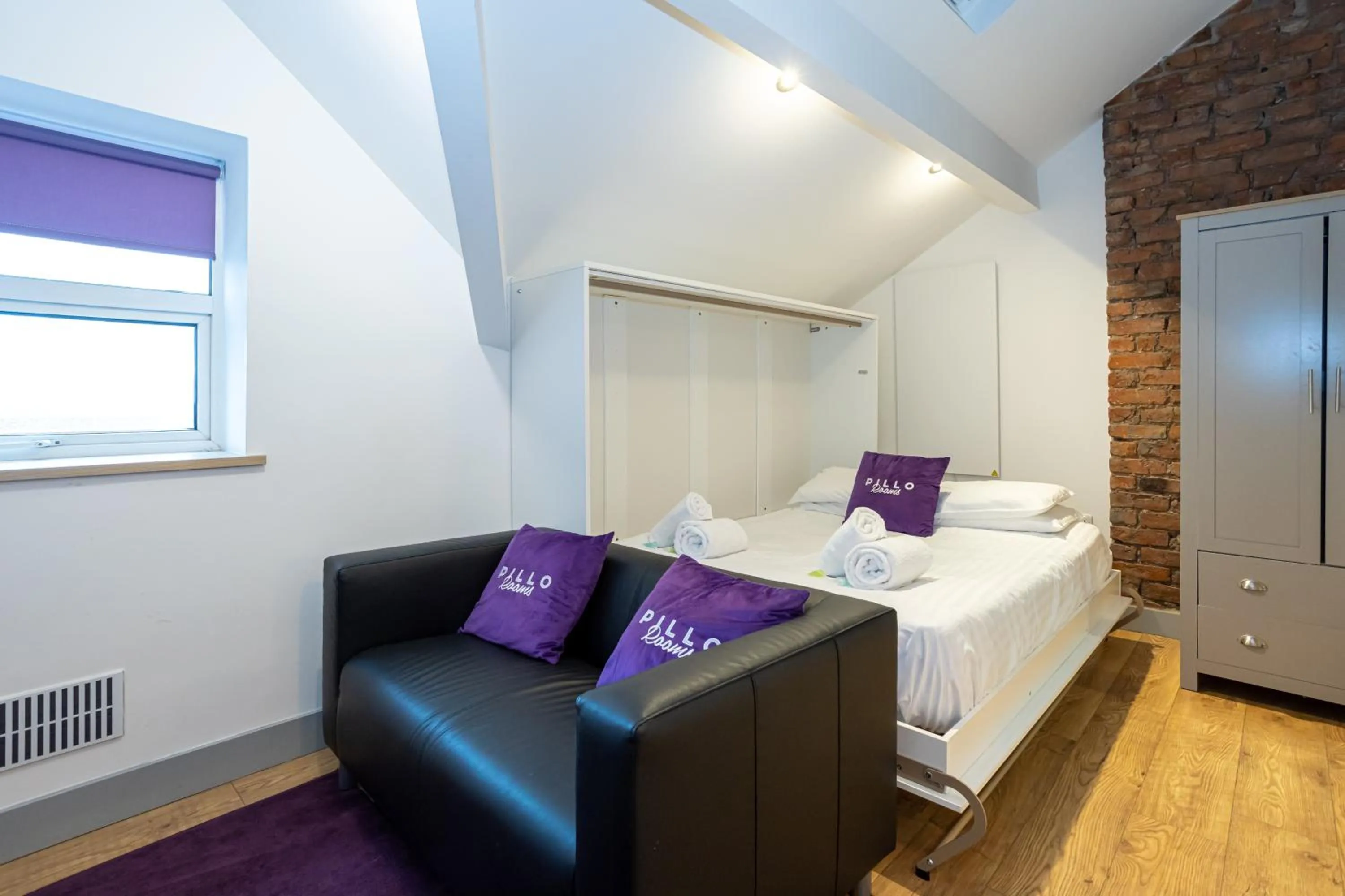 Bed in Pillo Rooms Serviced Apartments - Salford