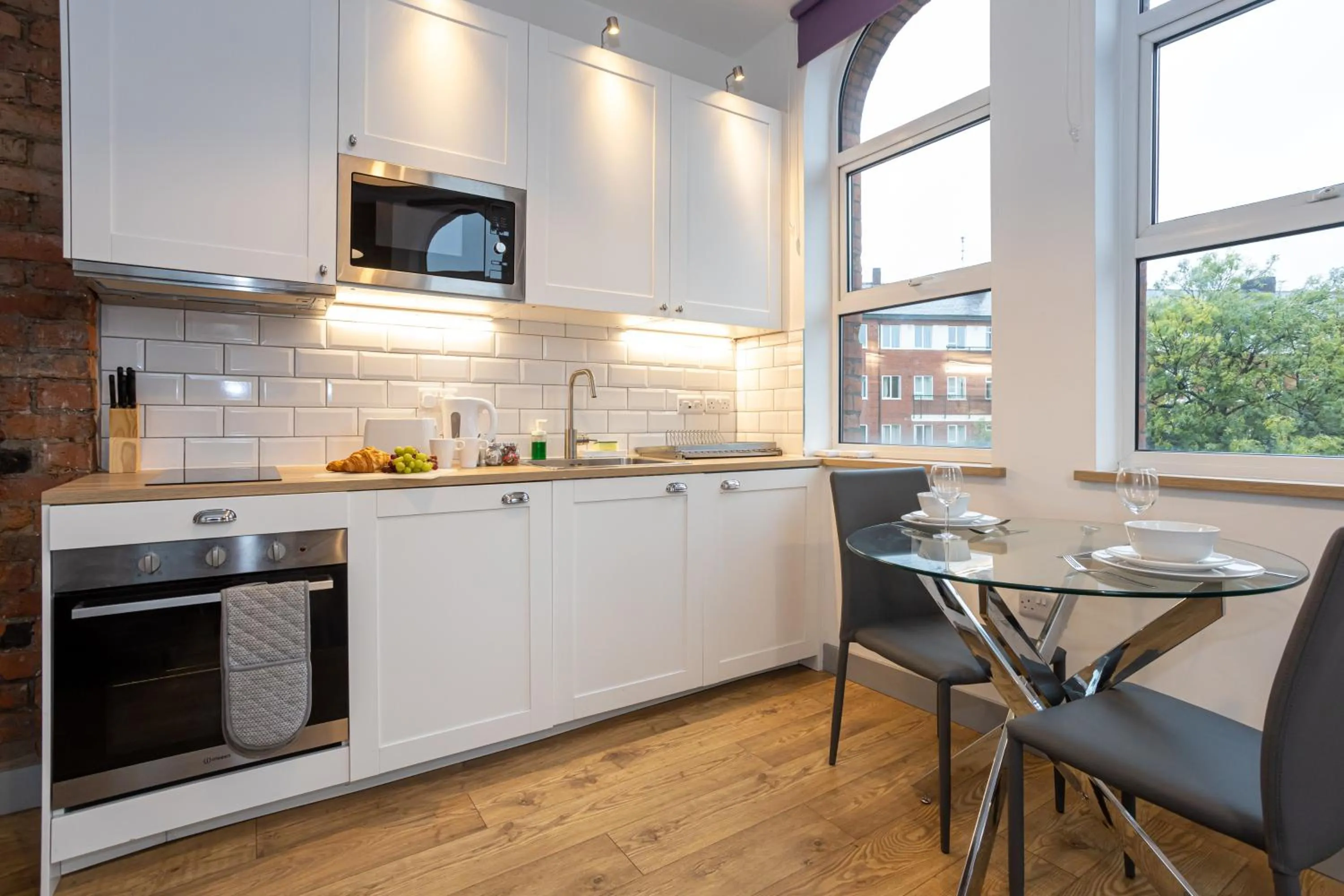 Pillo Rooms Serviced Apartments - Salford