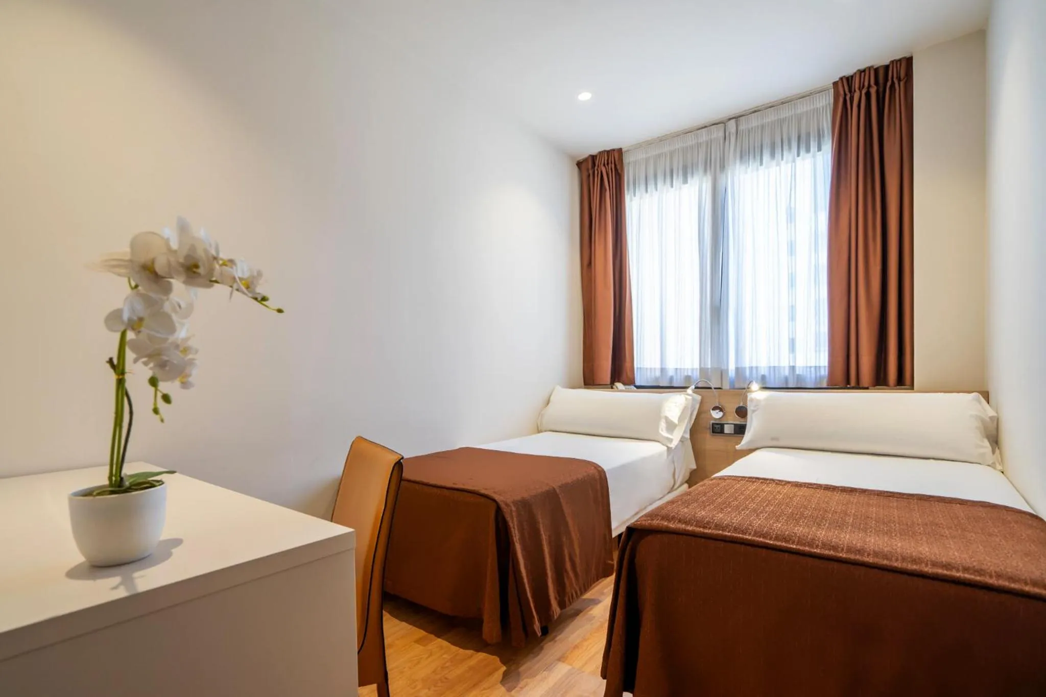 Bed in Hotel Glòries