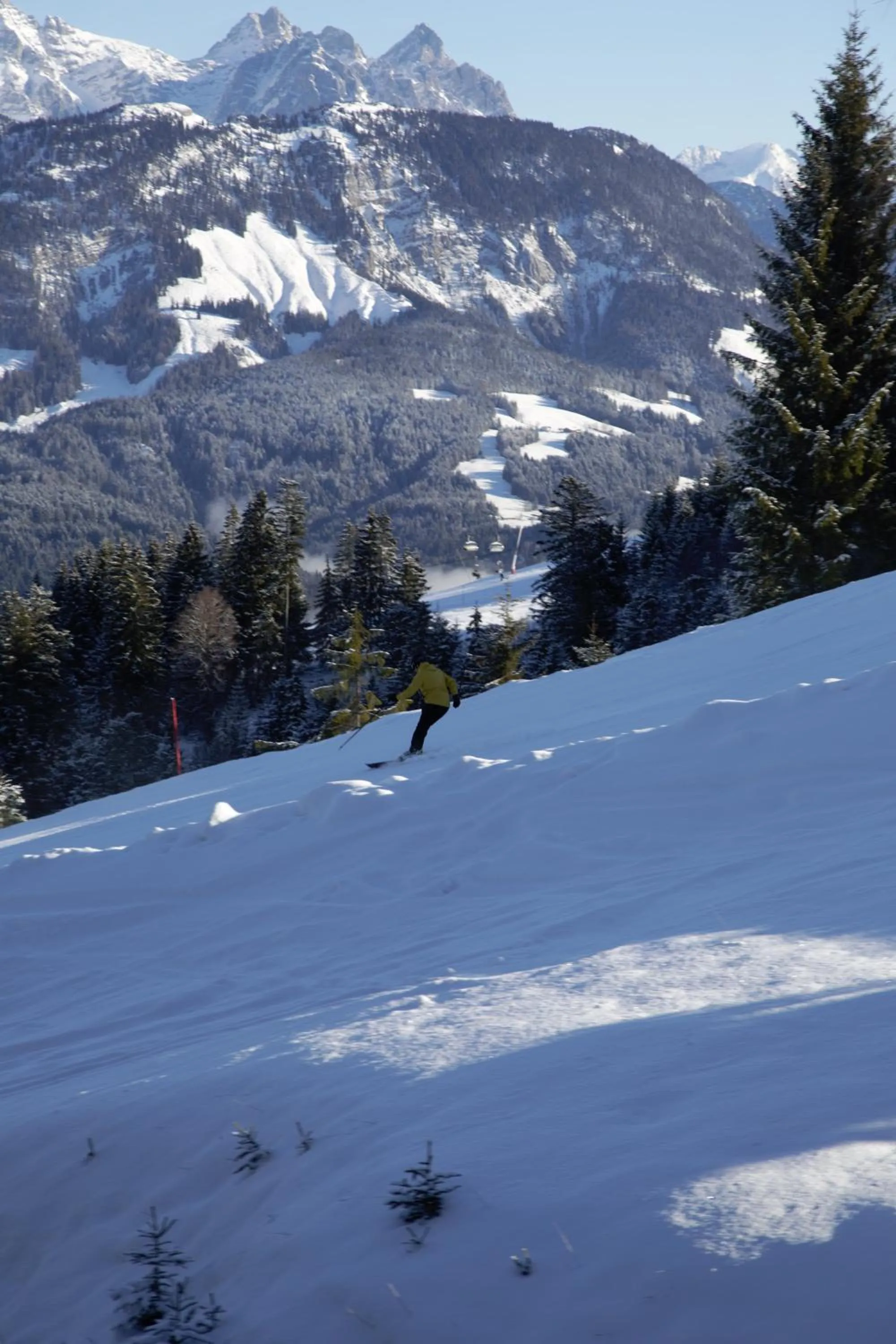 Skiing in Hotel Crystal - KitzHorn Suites
