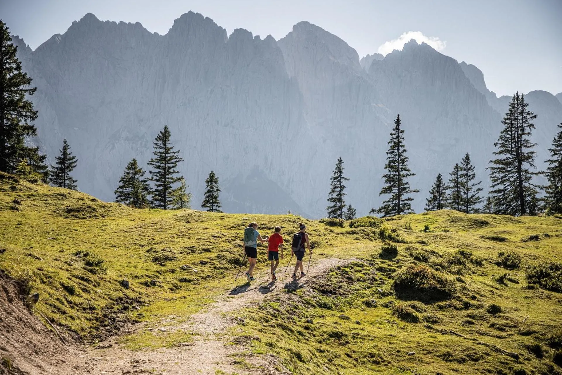 Hiking in Hotel Crystal - KitzHorn Suites