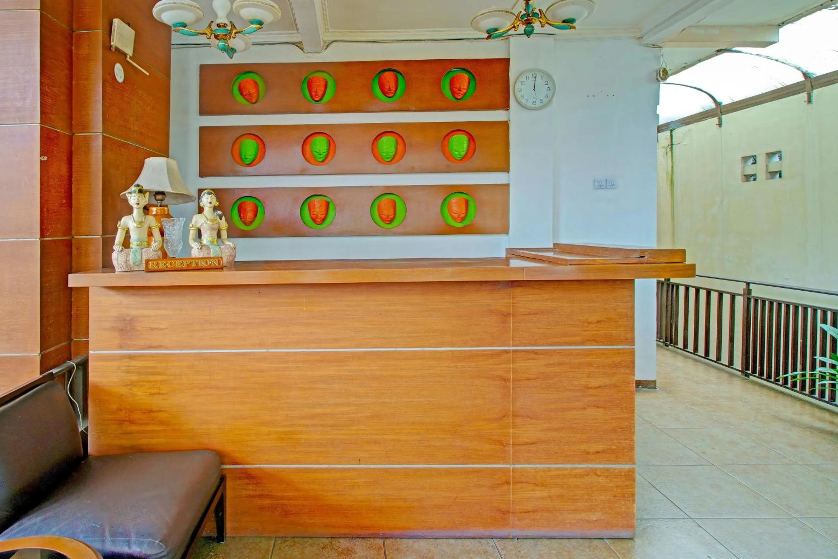 Lobby or reception in Super OYO Capital O 91810 Hotel Balebat 2