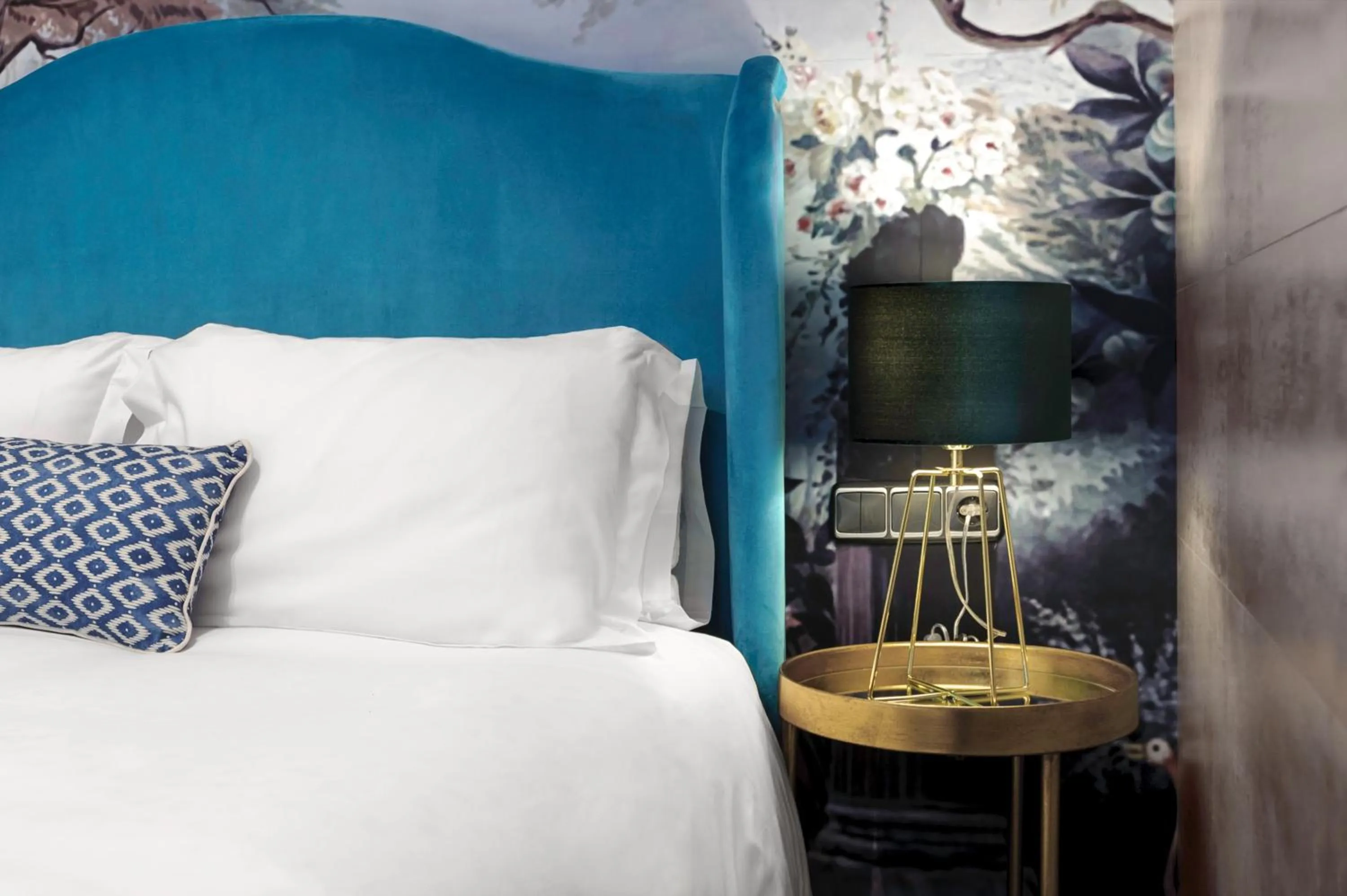 Bed in Hotel Los Girasoles by Maxi Hoteles