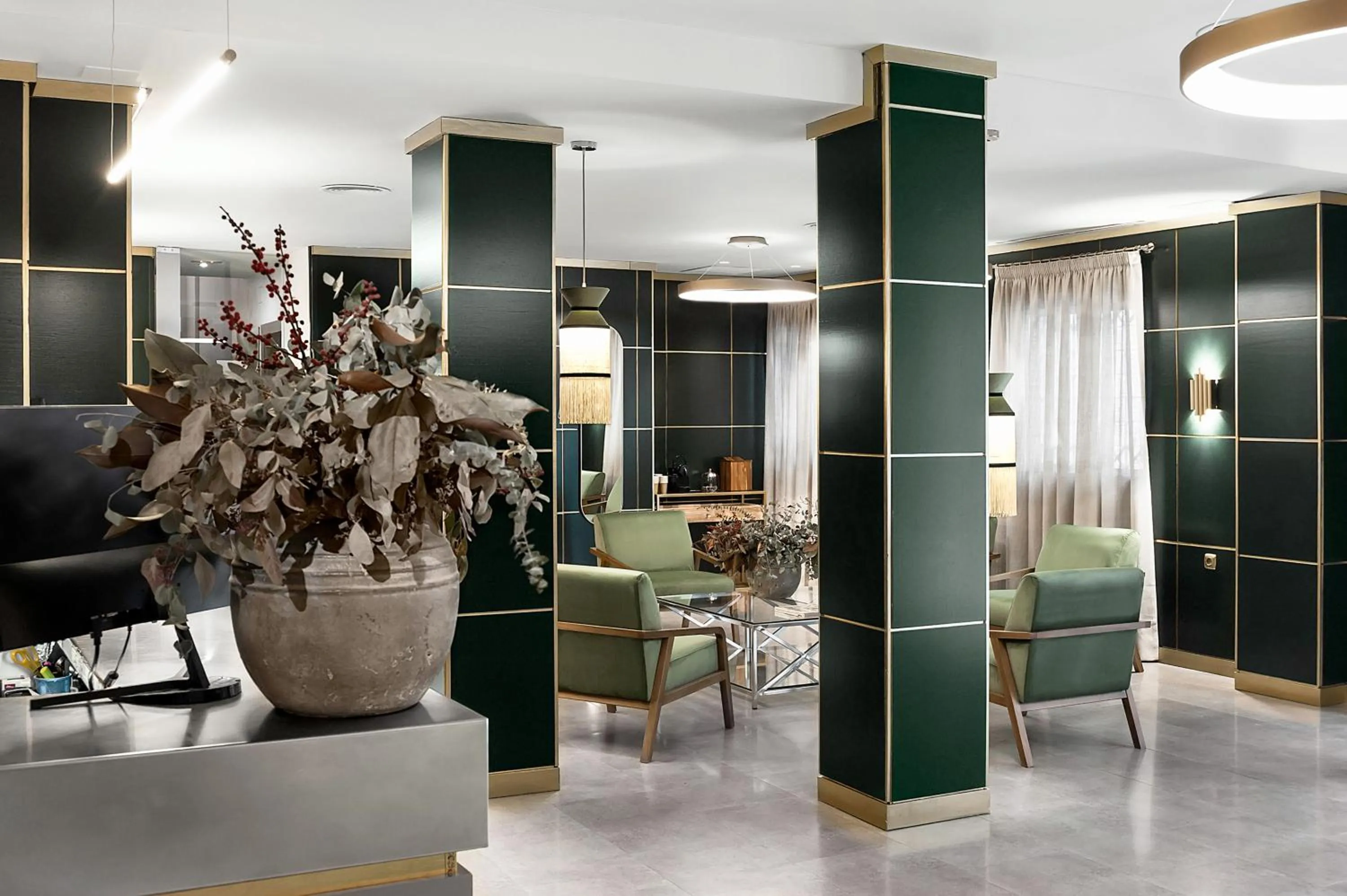 Living room in Hotel Los Girasoles by Maxi Hoteles