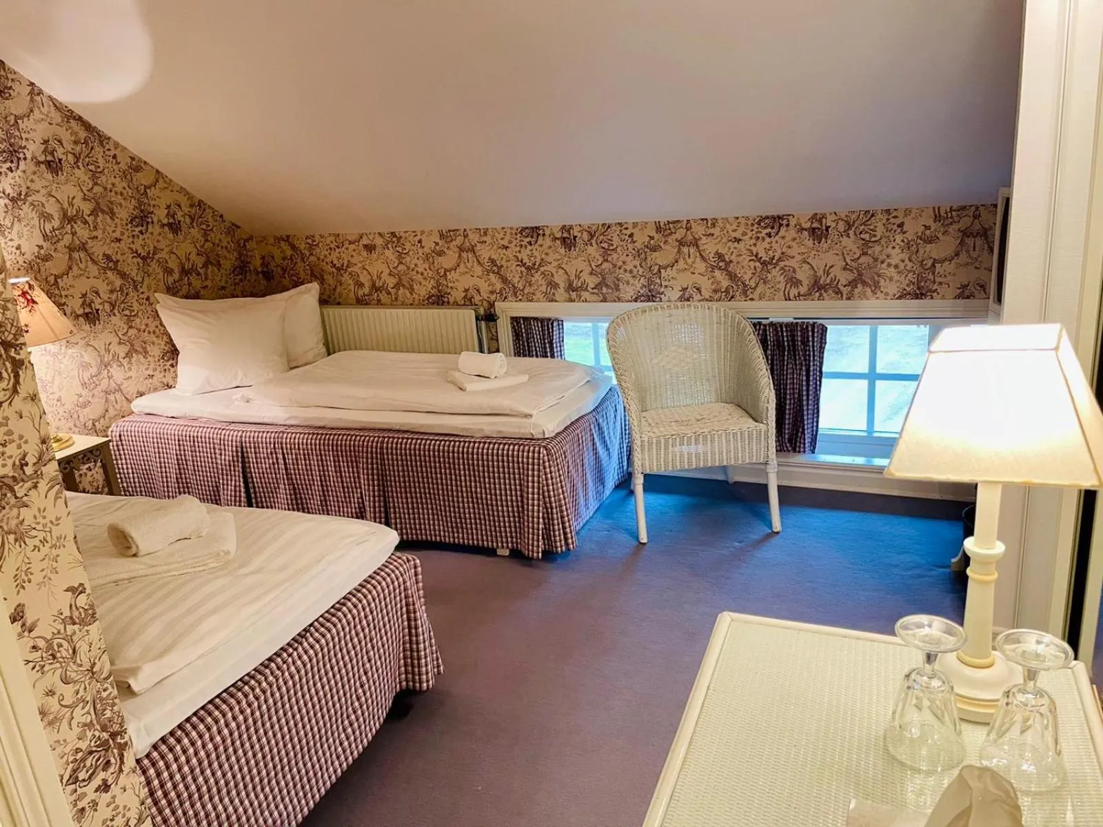 Photo of the whole room in Apertins Hotell