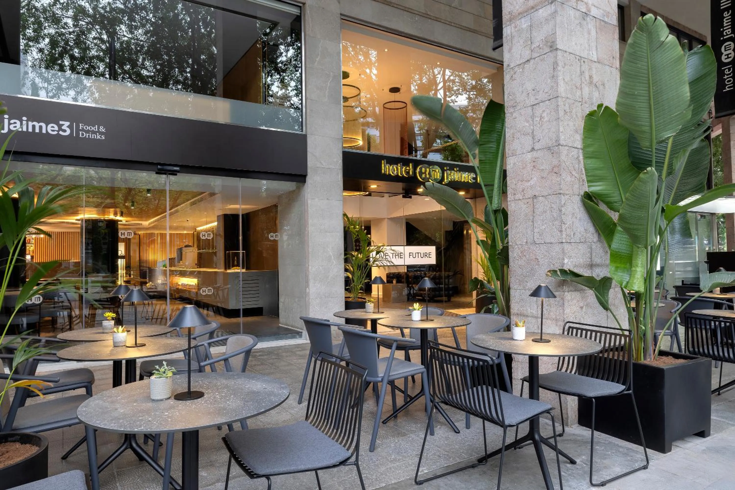 Property building in HM Jaime III