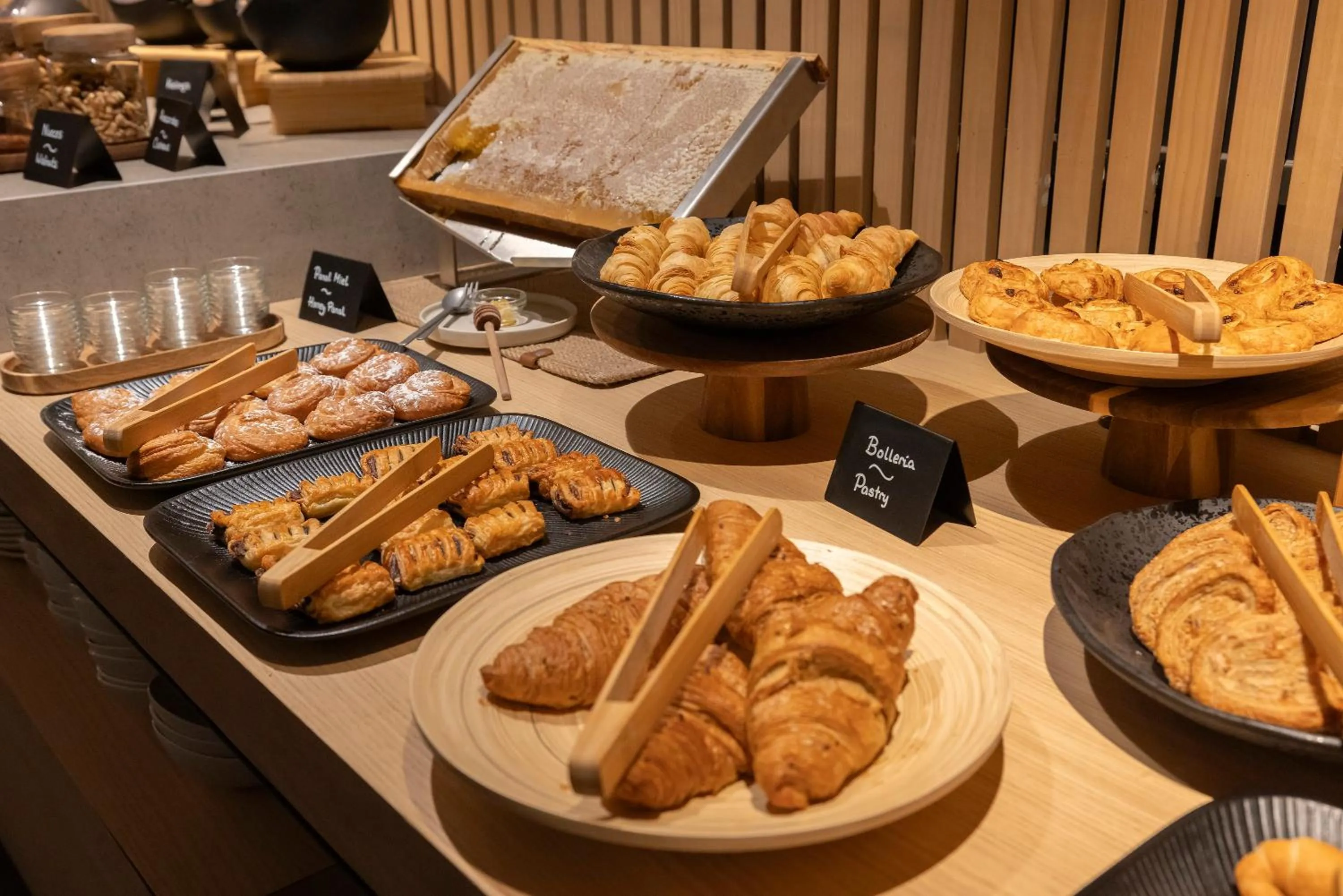 Breakfast in HM Jaime III