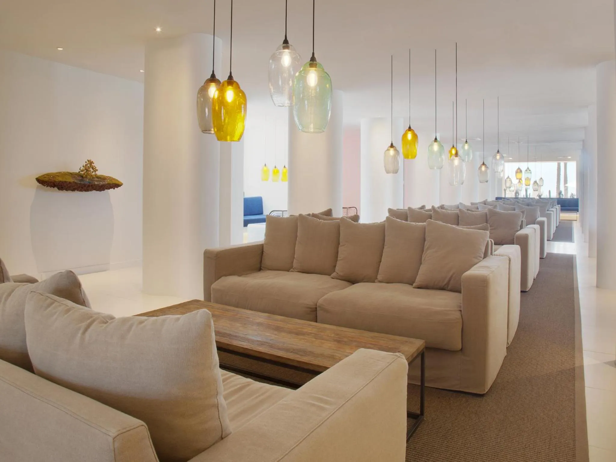 Lounge or bar in HM Tropical