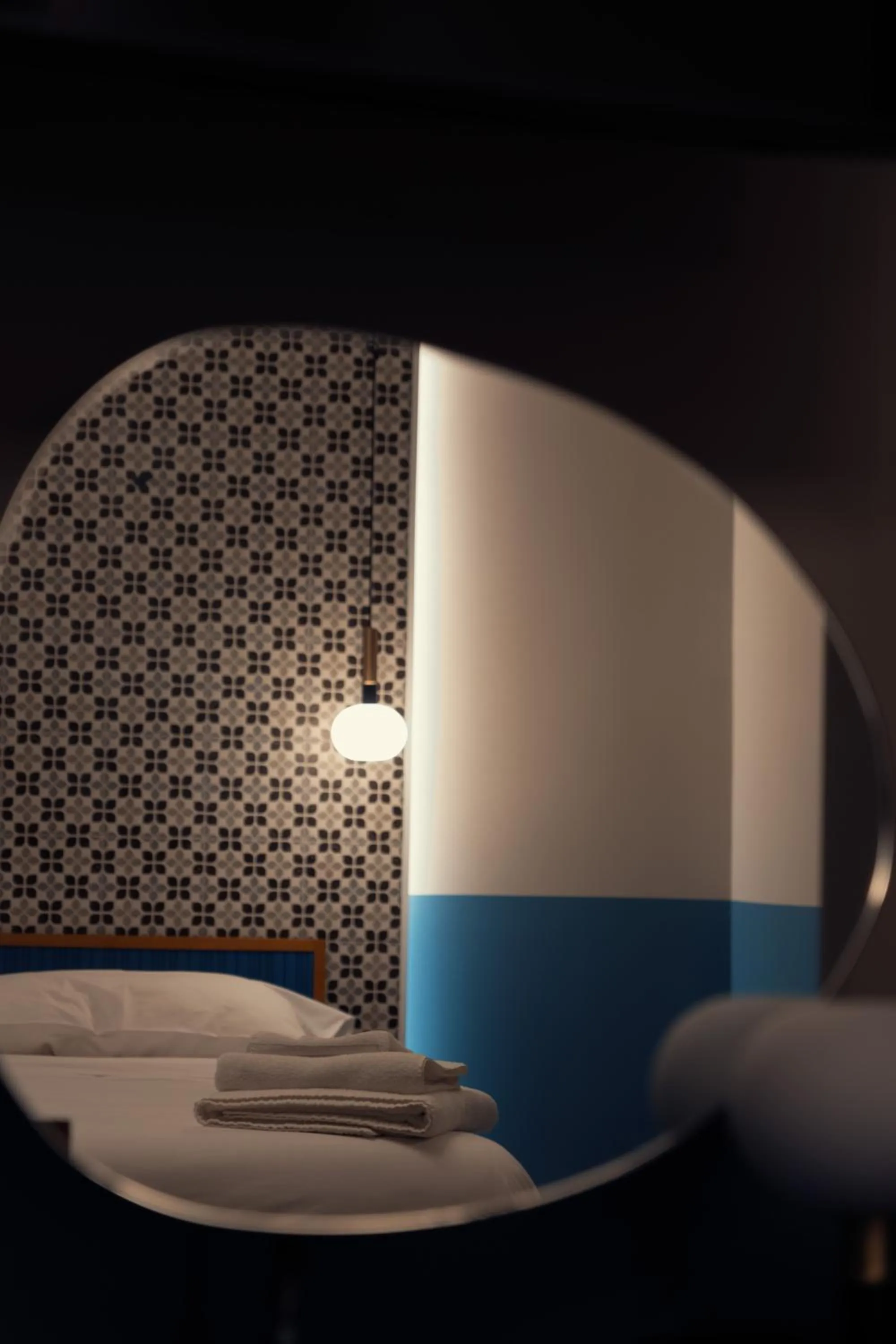 Bed in Occhi di Napoli Experiential Relais