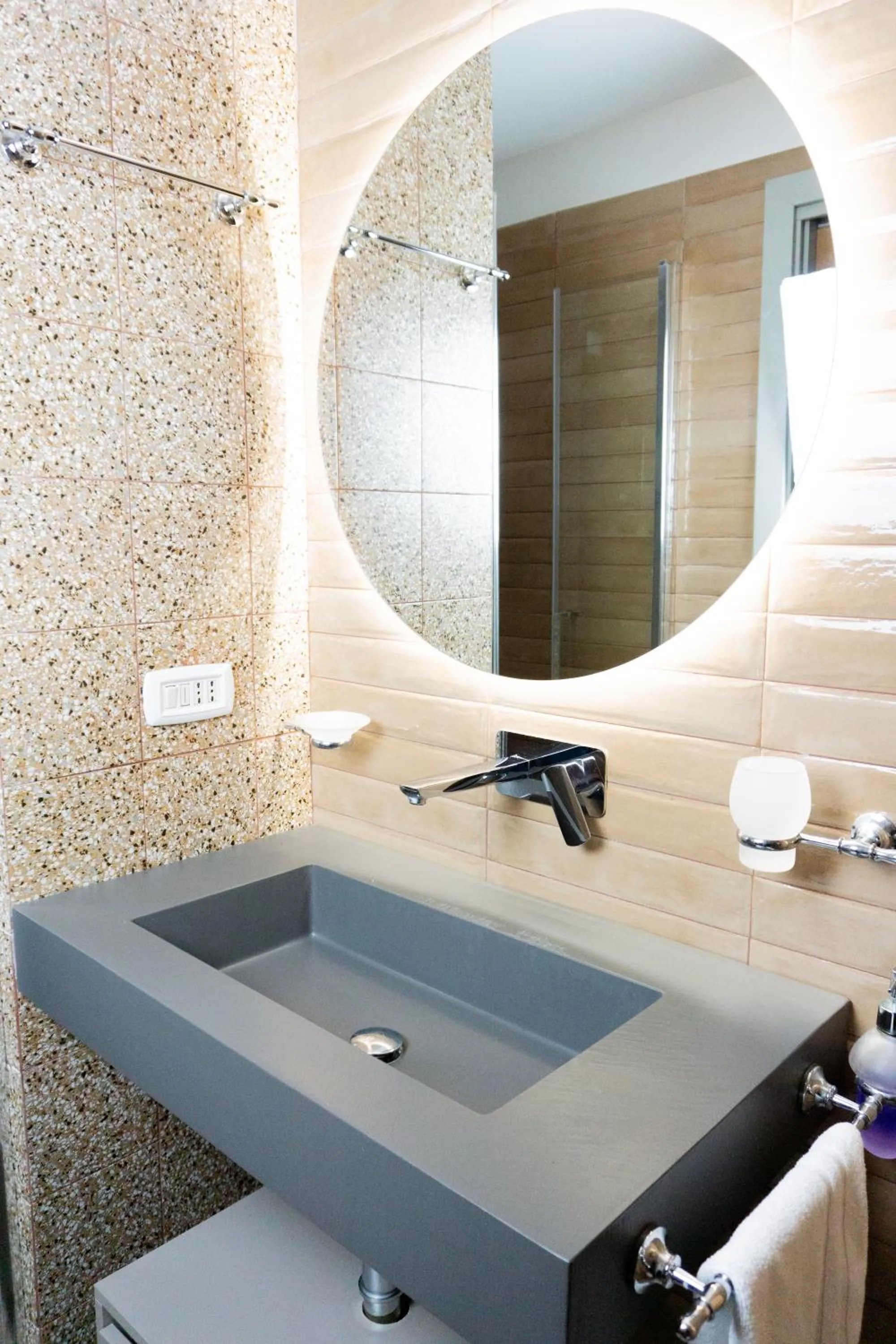 Bathroom in Occhi di Napoli Experiential Relais