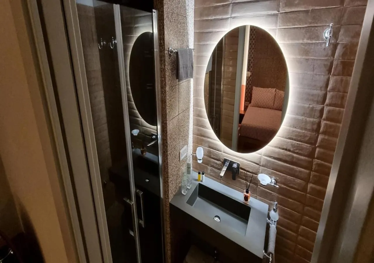 Bathroom in Occhi di Napoli Experiential Relais