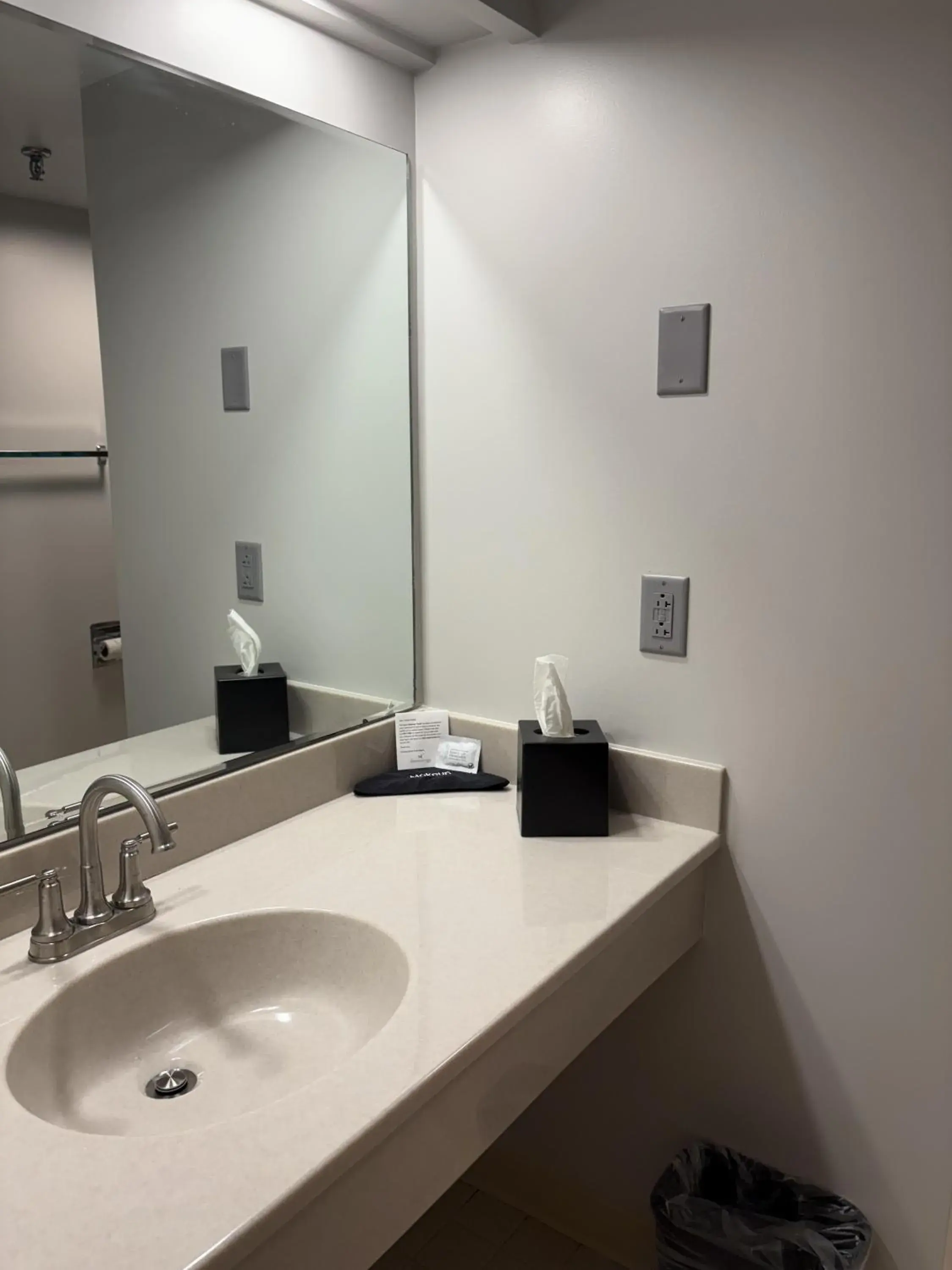 Standard Double Room in The Northeastland Hotel Standard Double Room in The Northeastland Hotel