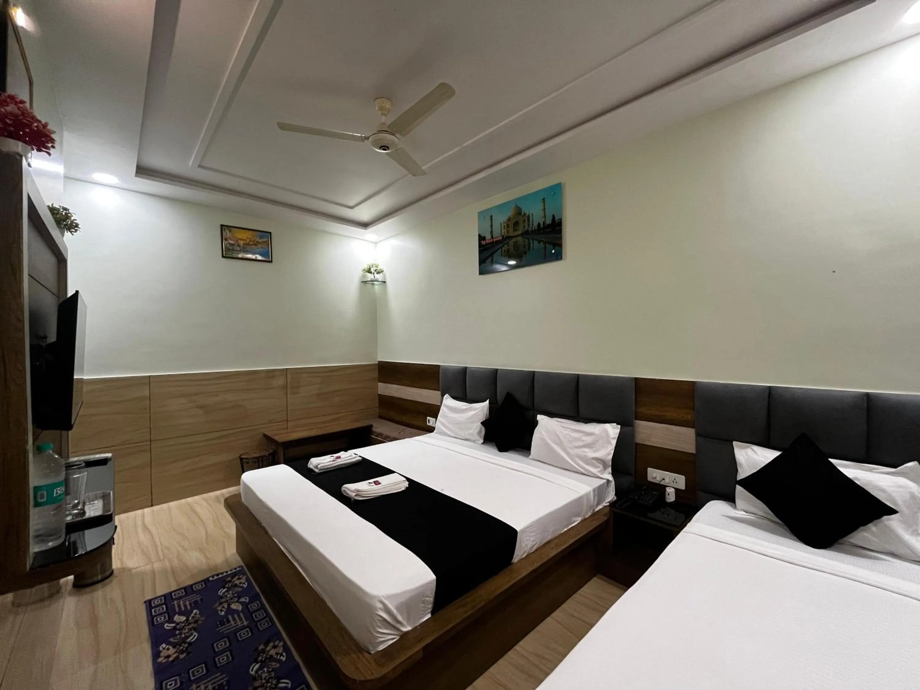 Bed in Taj Nice Point Manage by Taj Sunrise Group