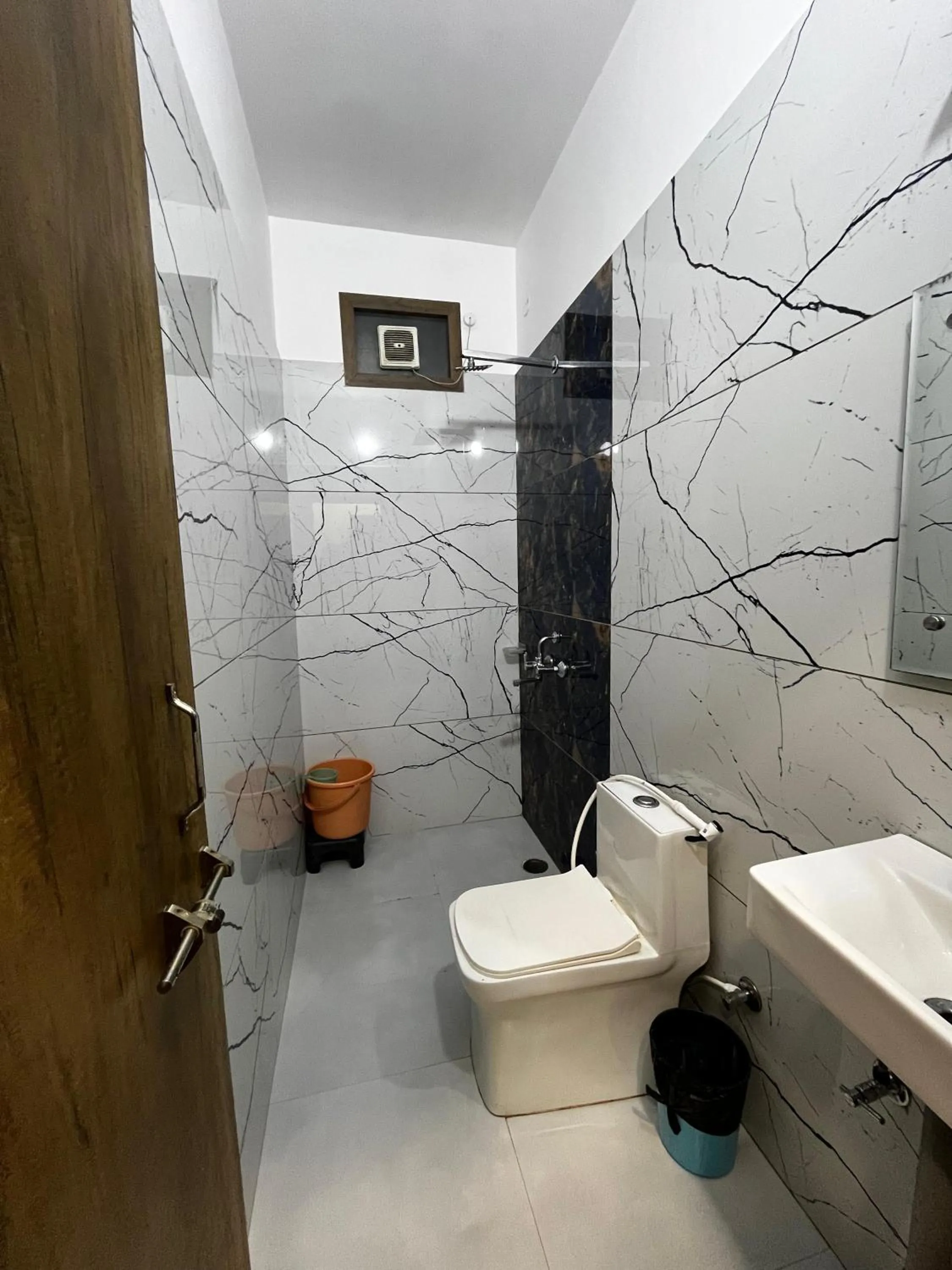 Shower in Taj Nice Point Manage by Taj Sunrise Group