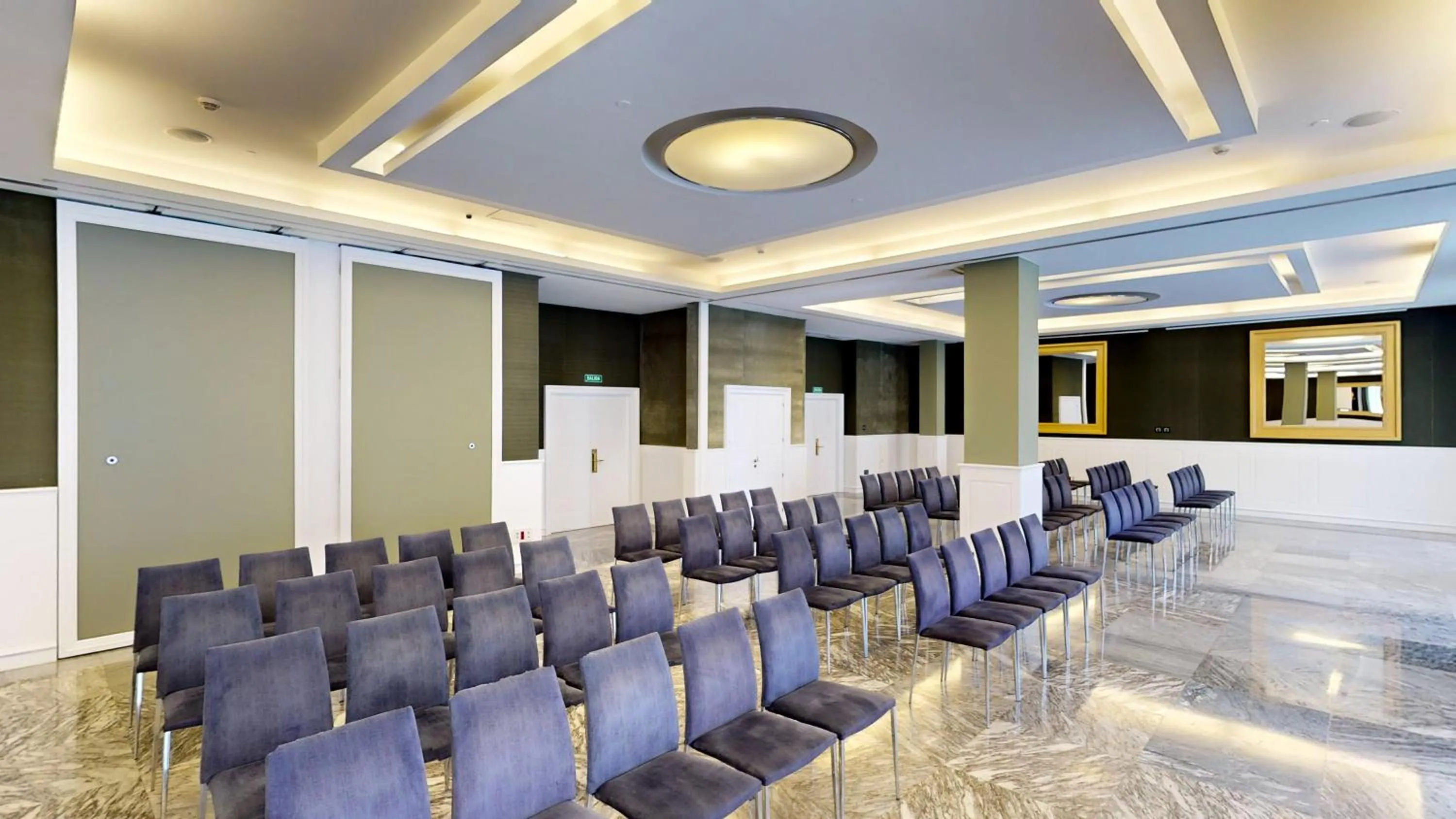 Seating area in Hotel Colón Gran Meliá - The Leading Hotels of the World
