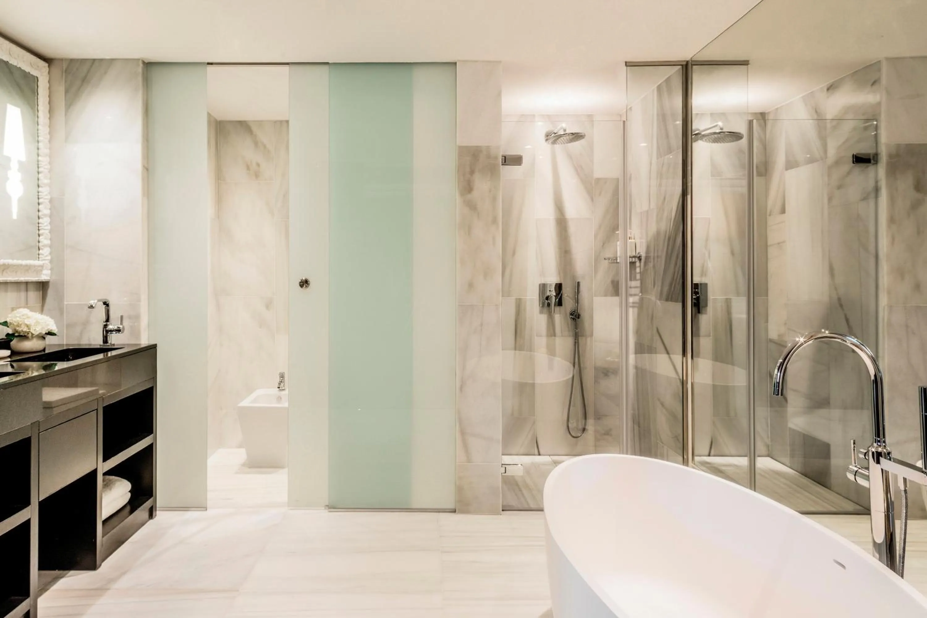 Bathroom in Hotel Colón Gran Meliá - The Leading Hotels of the World