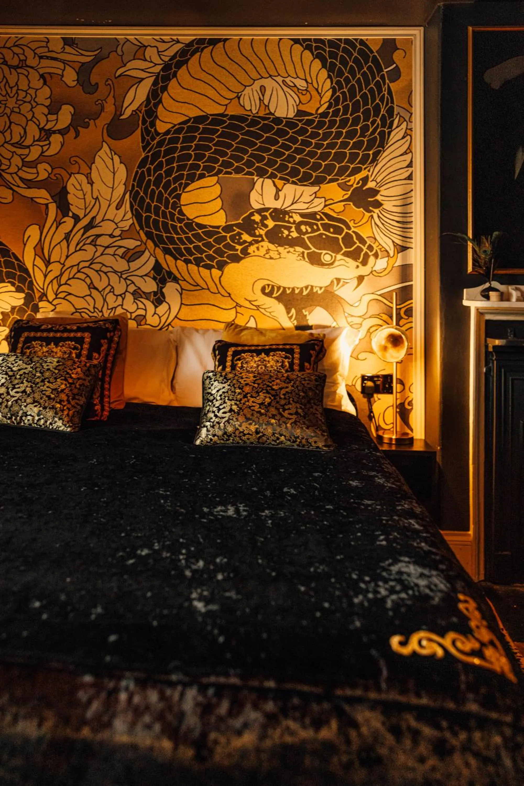 Bed in The George & Heart House