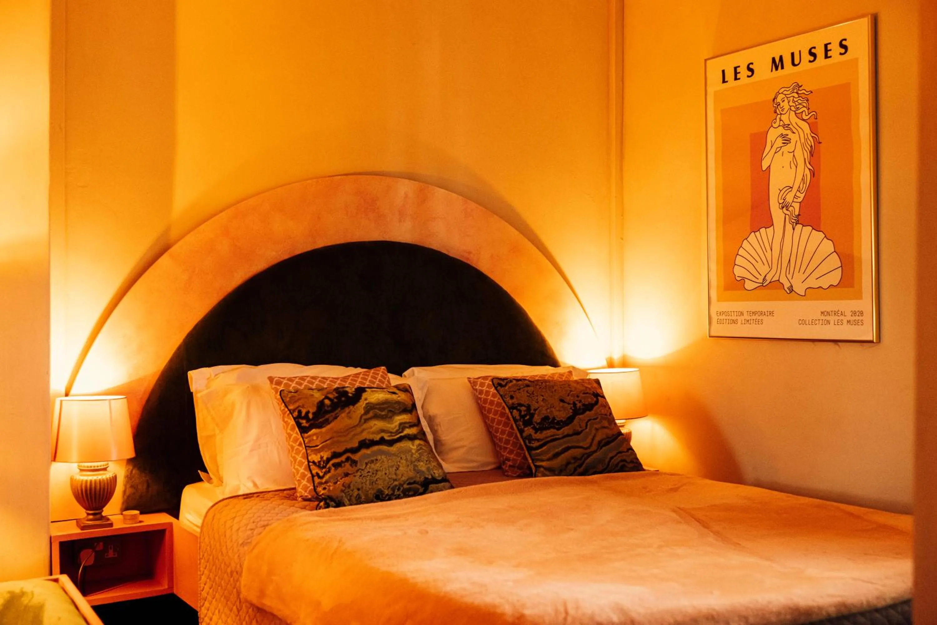 Bed in The George & Heart House