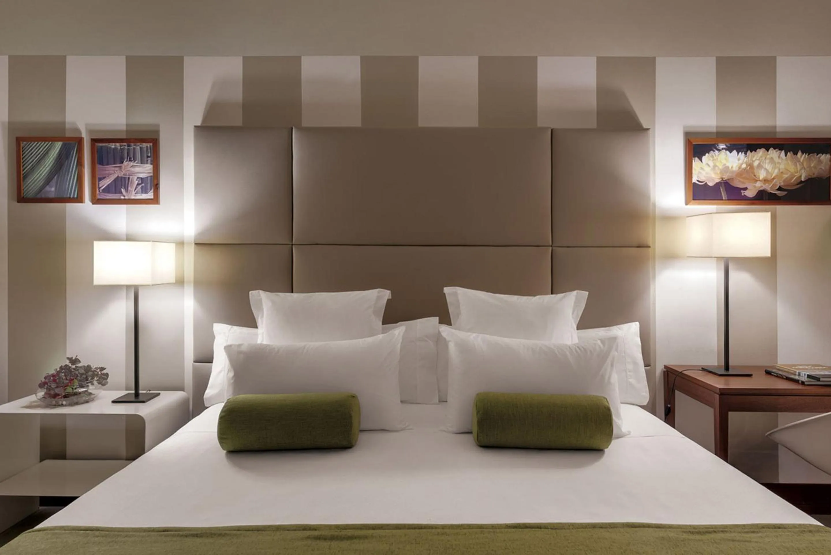 Bed in Precise Resort El Rompido-The Hotel