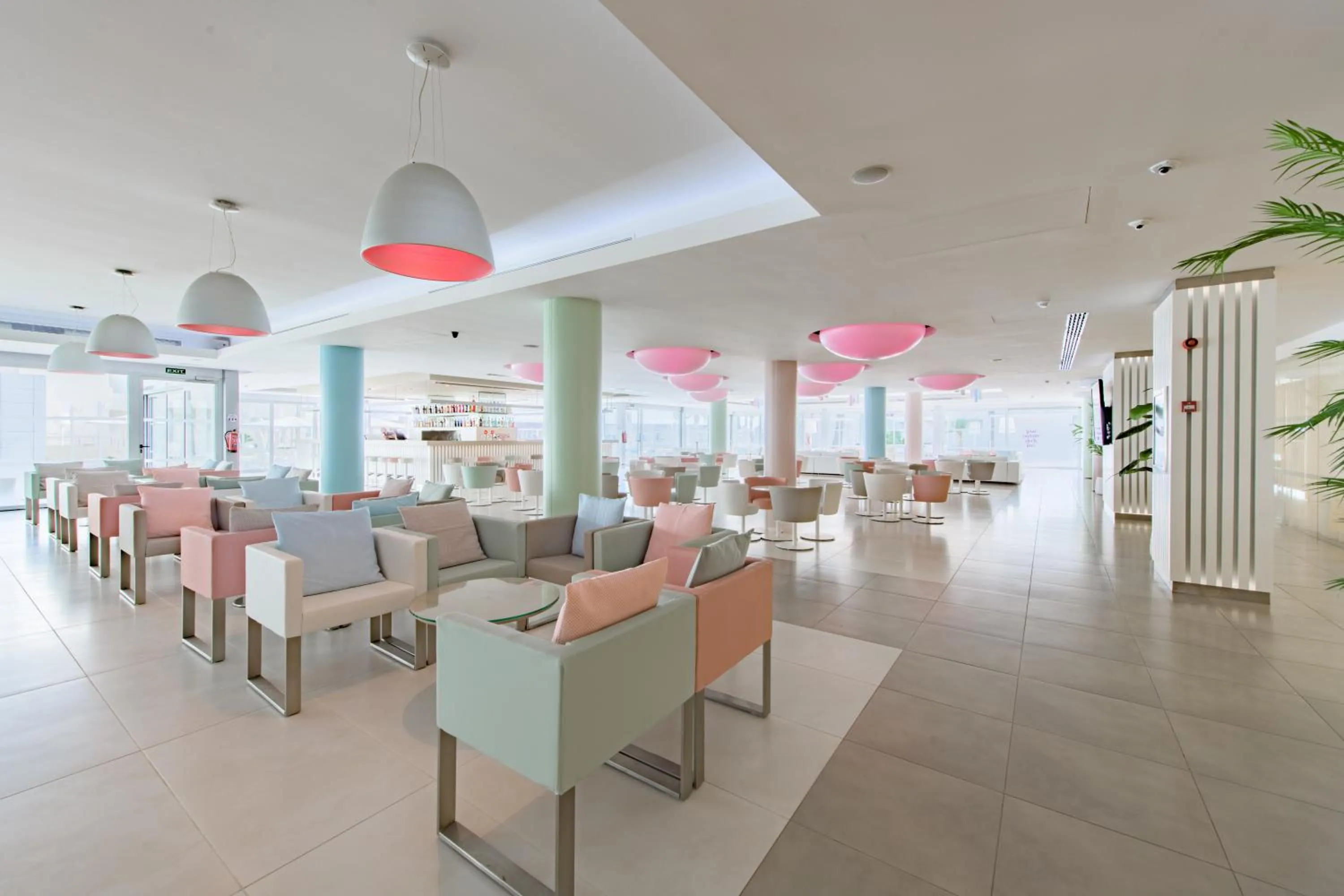 Lounge or bar in Hotel Garbi Ibiza & Spa