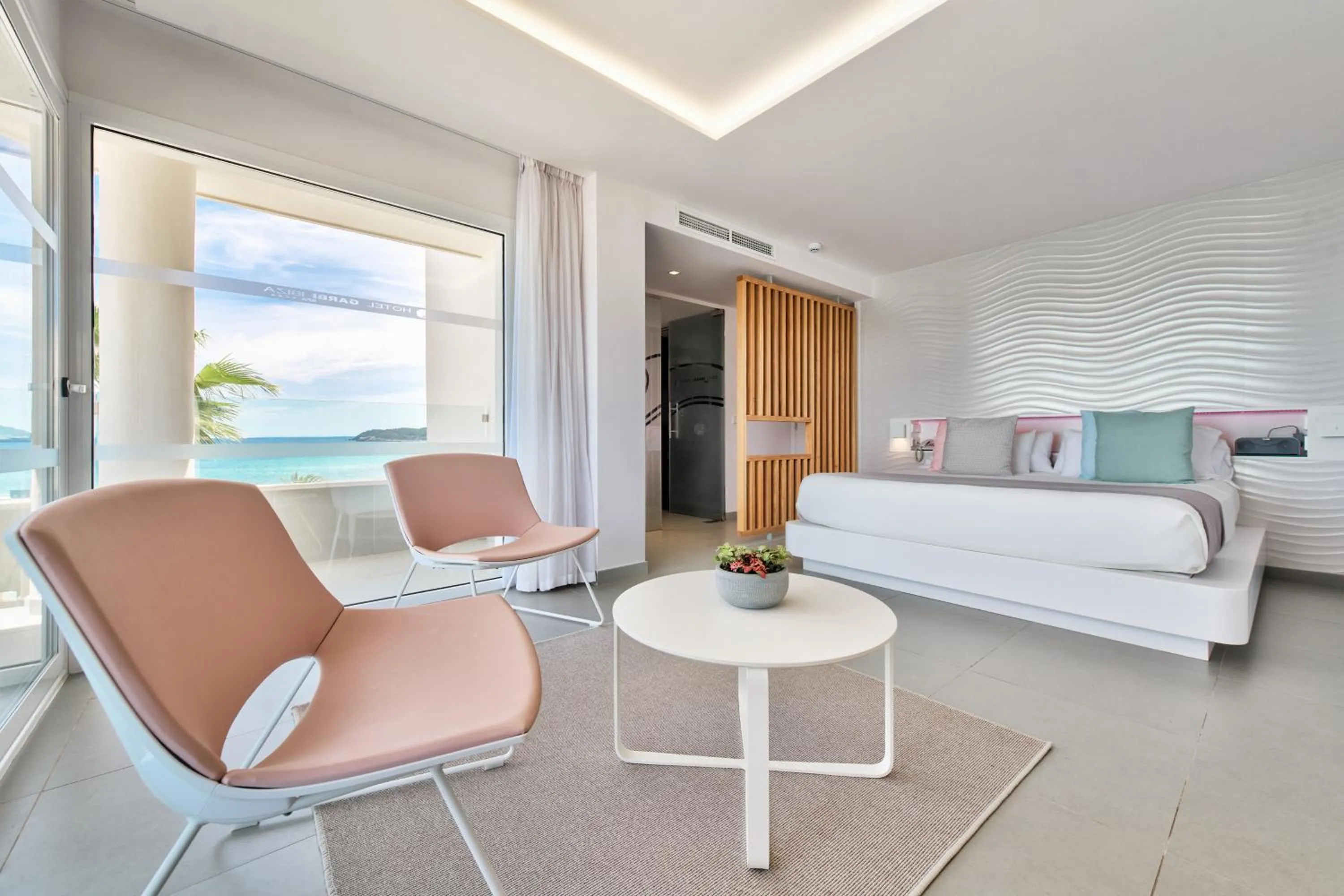 Photo of the whole room, Bed in Hotel Garbi Ibiza & Spa