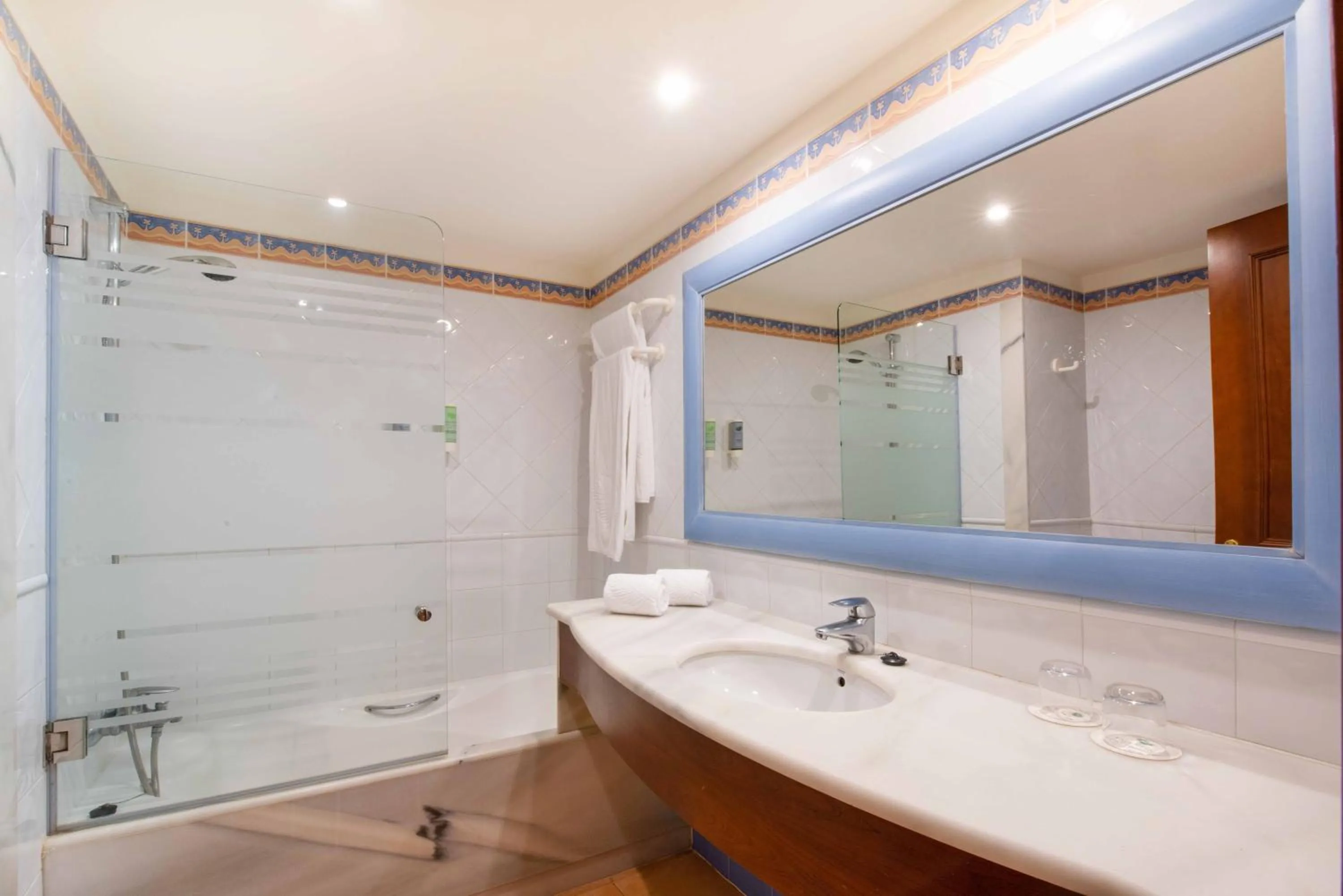 Bathroom in Valentin Sancti Petri