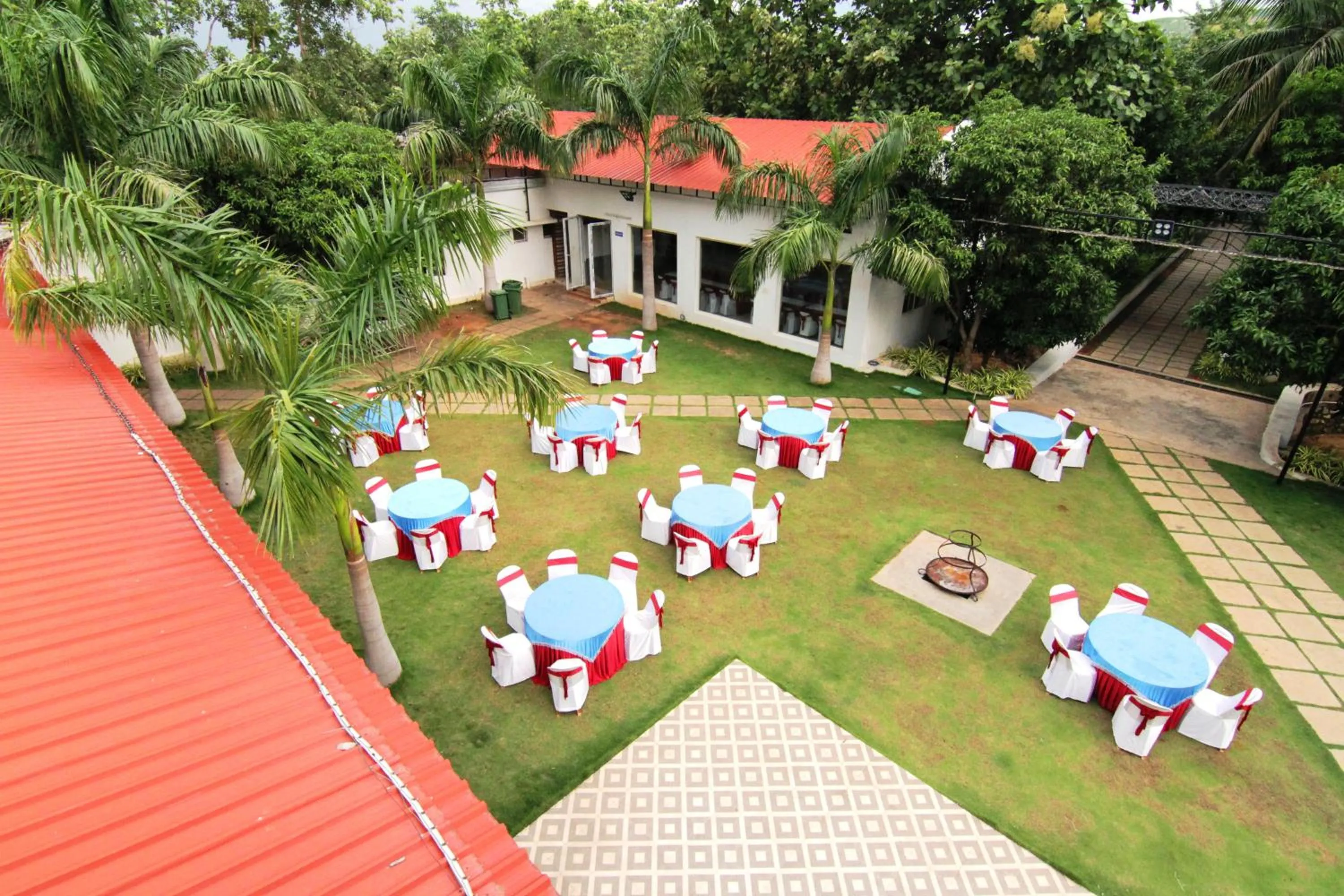 Garden in Reva Resorts and Holiday Homes