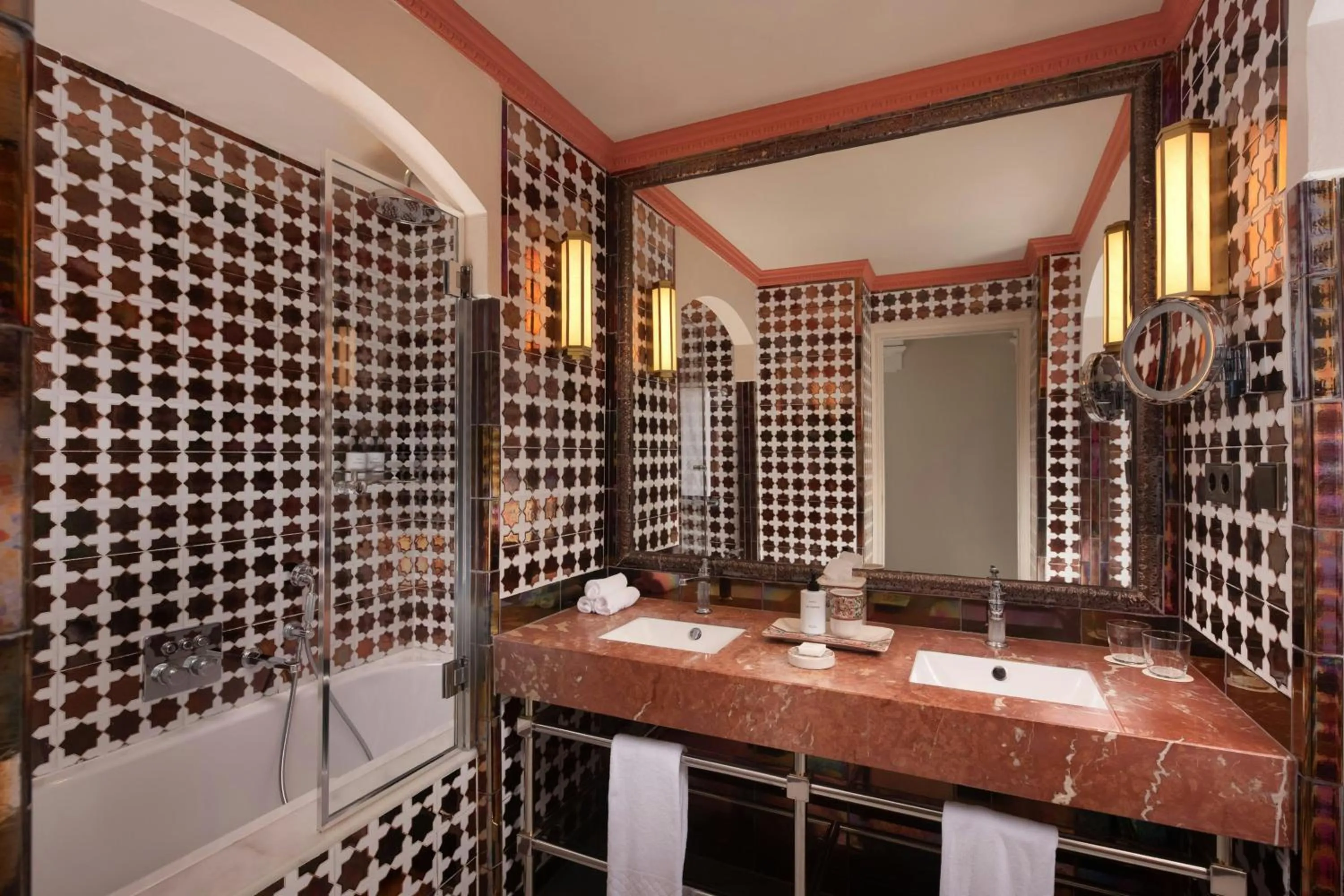 Bathroom in Hotel Alfonso XIII, a Luxury Collection Hotel, Seville