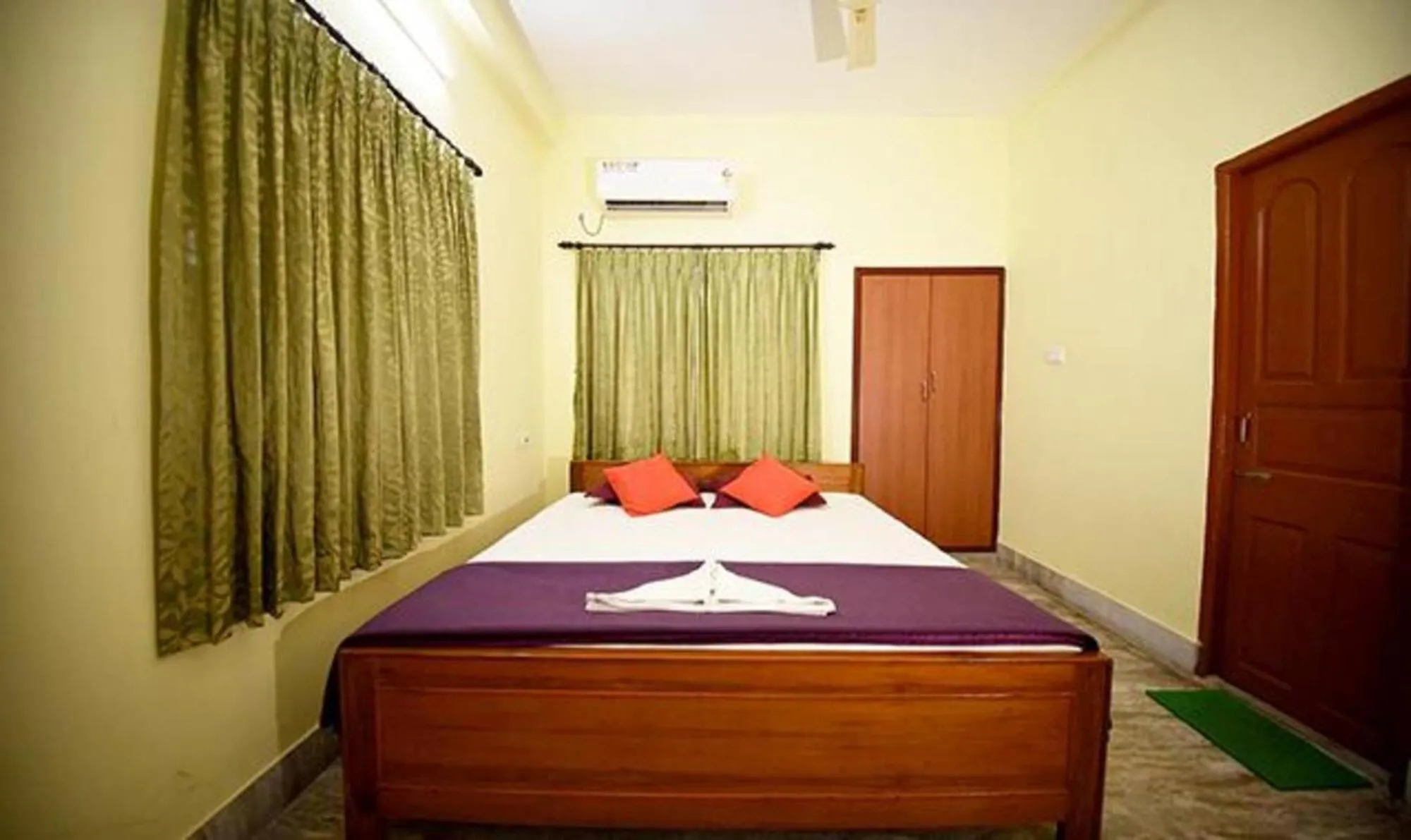 Bed in FabHotel Sonar Bangla