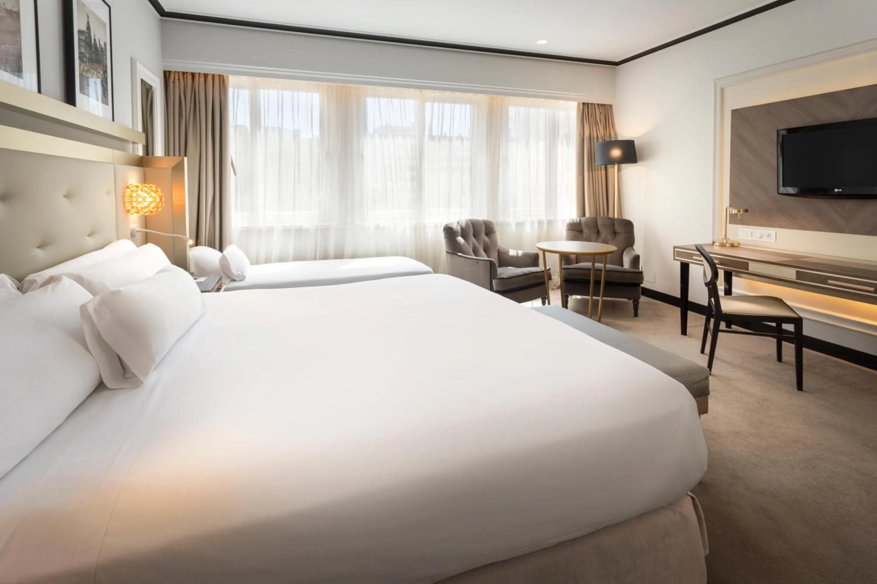 Bed in Melia Castilla