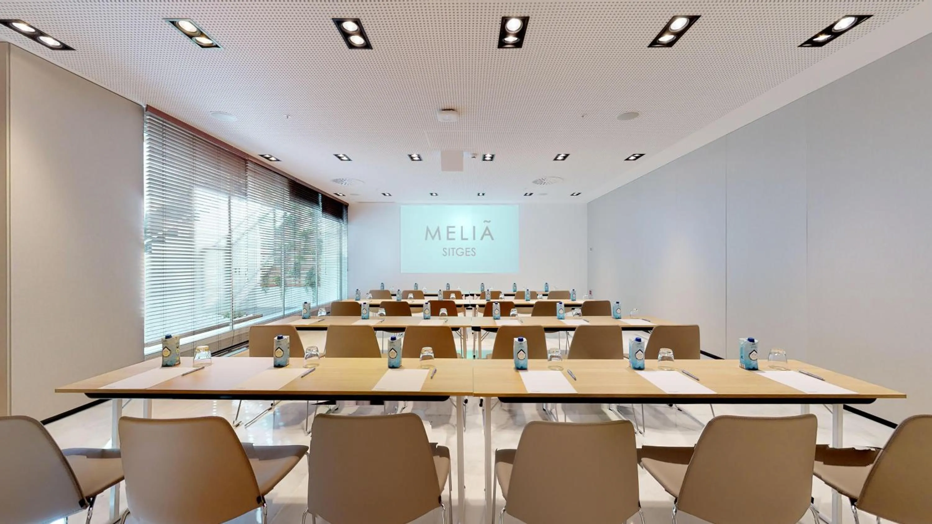 Business facilities in Melia Sitges