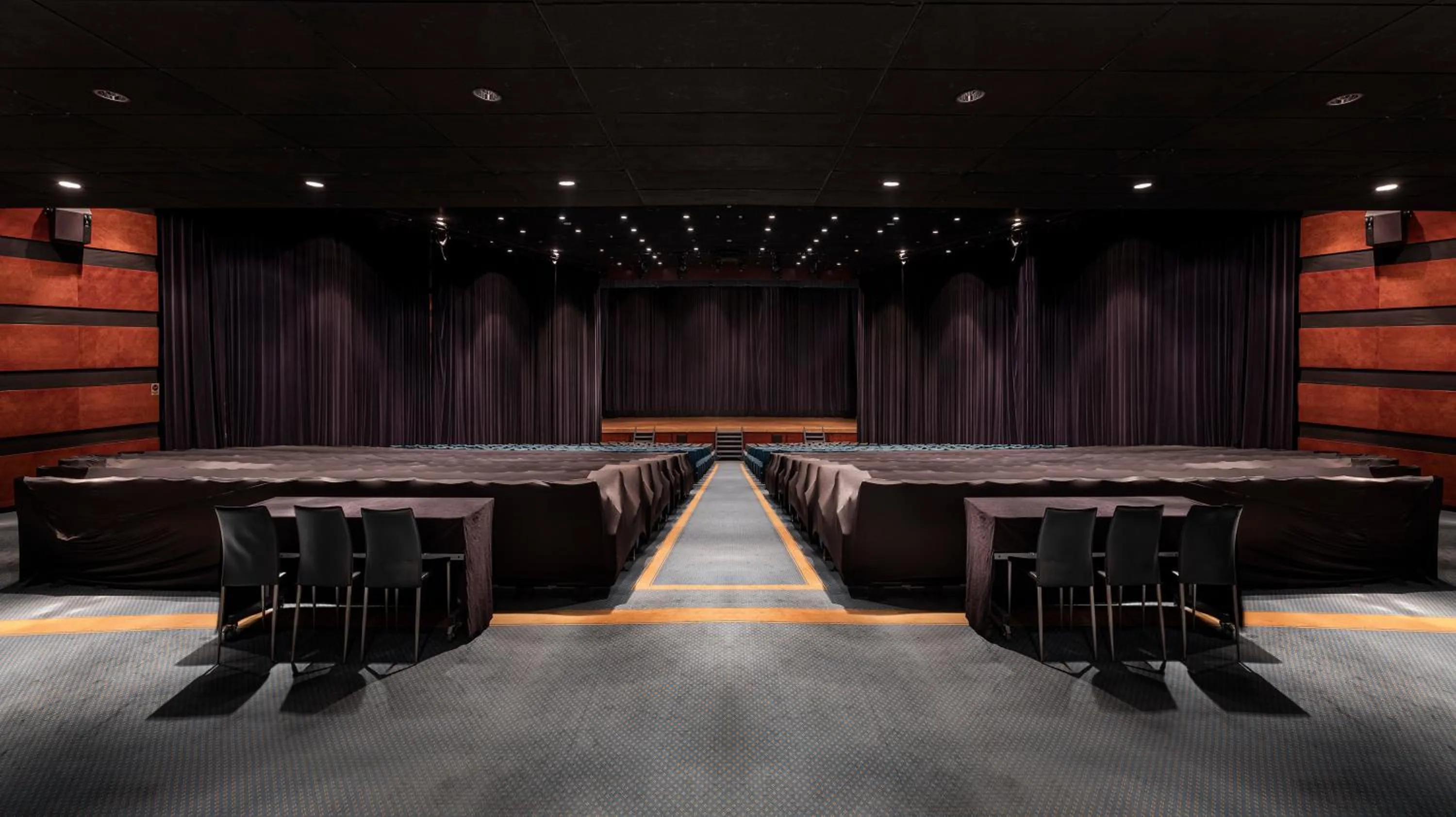 Business facilities in Melia Sitges